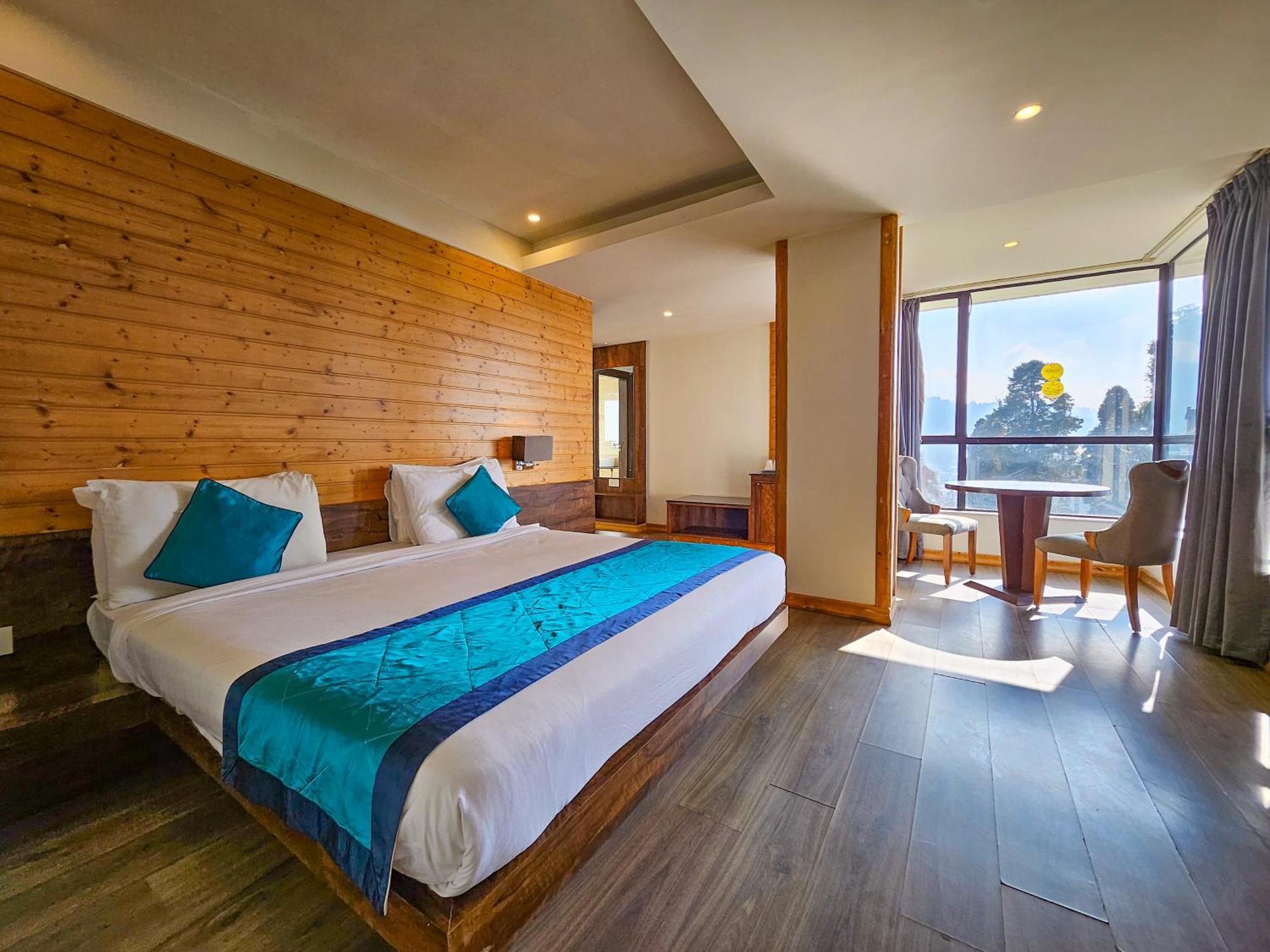 Hotel Yashshree Sanderling Mall Road Darjeeling (West Bengal)