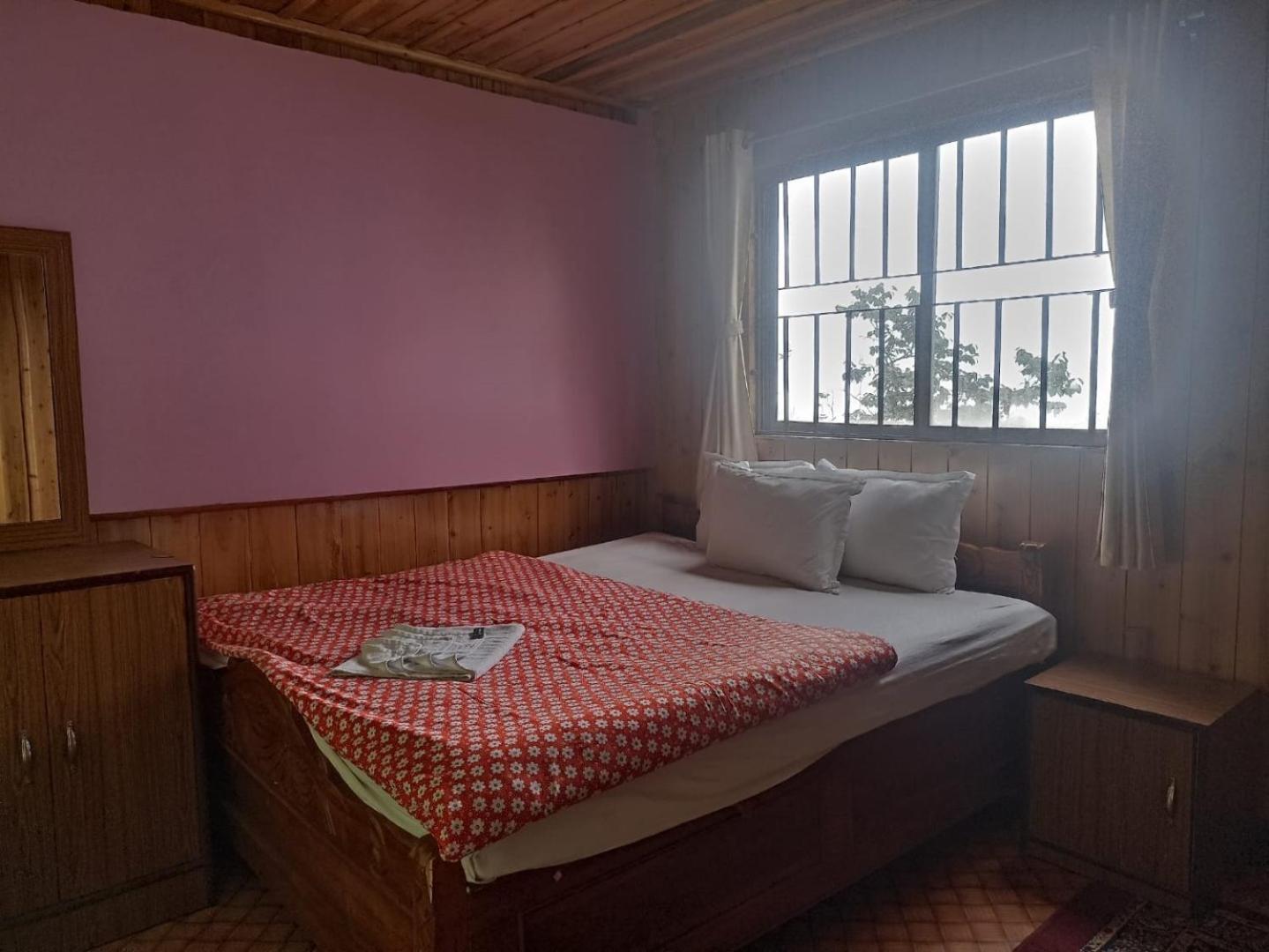 Hotel Nirala , Darjeeling Darjeeling (West Bengal)
