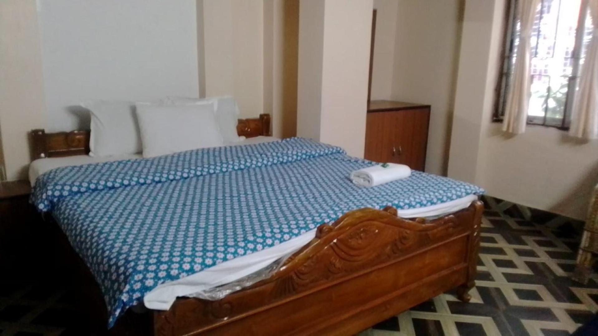 Nirala , Darjeeling Hotel