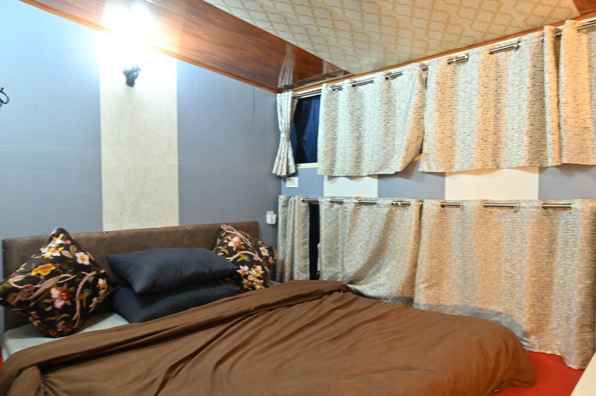 Homestay Zingo's *