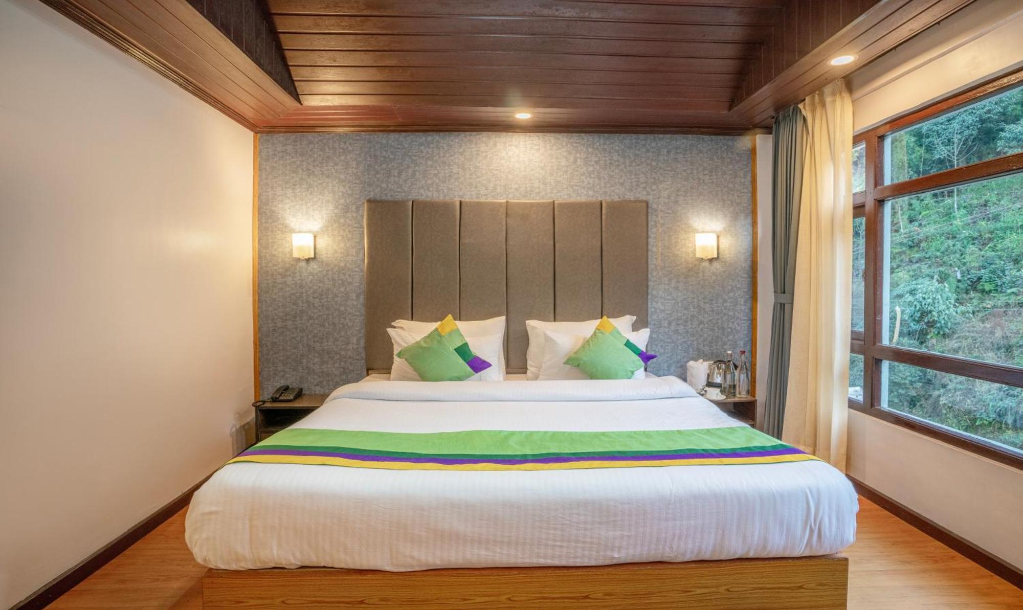 Hotel Treebo Eeshan Rodhi Resort, Darjeeling
