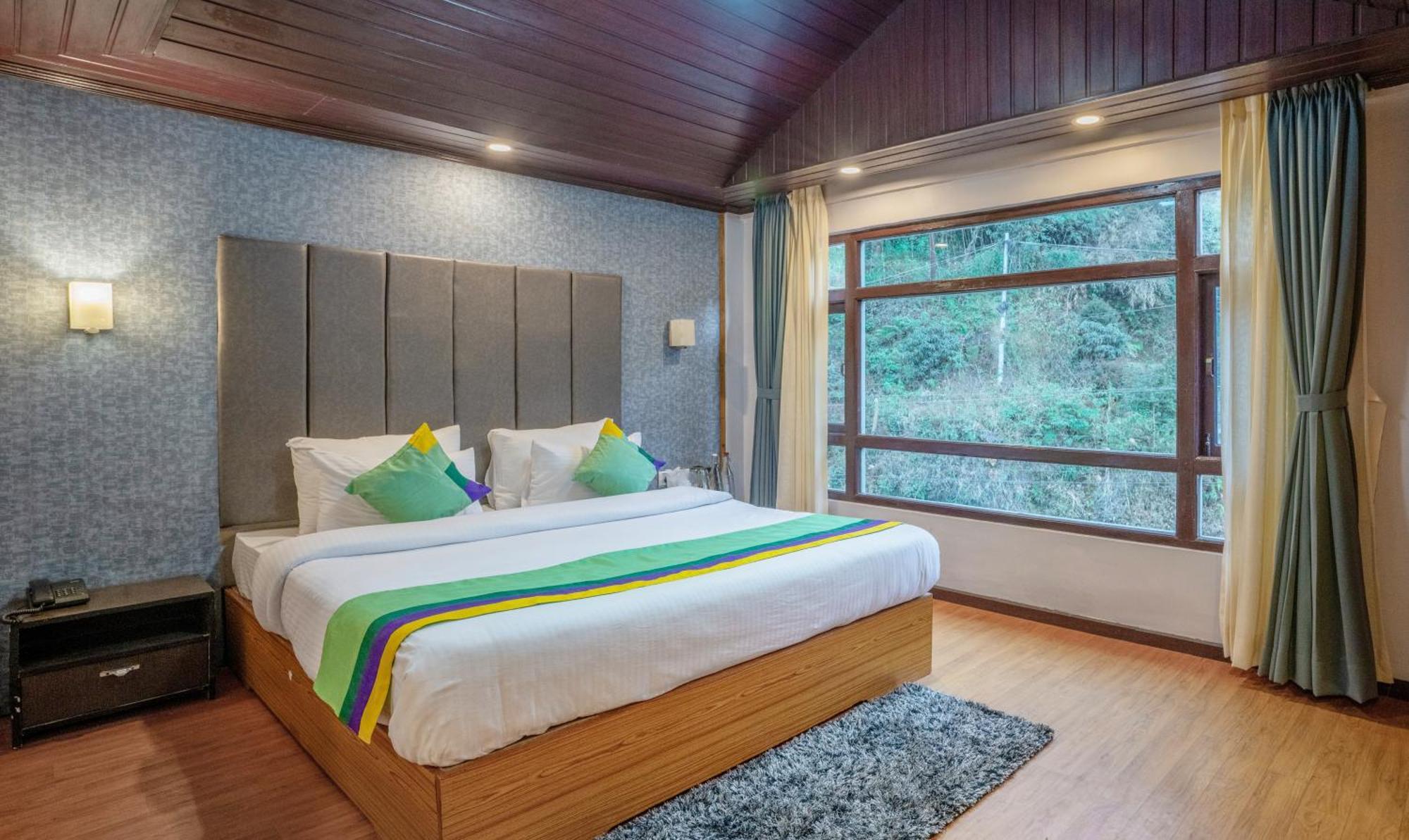 Hotel Treebo Eeshan Rodhi Resort, Darjeeling