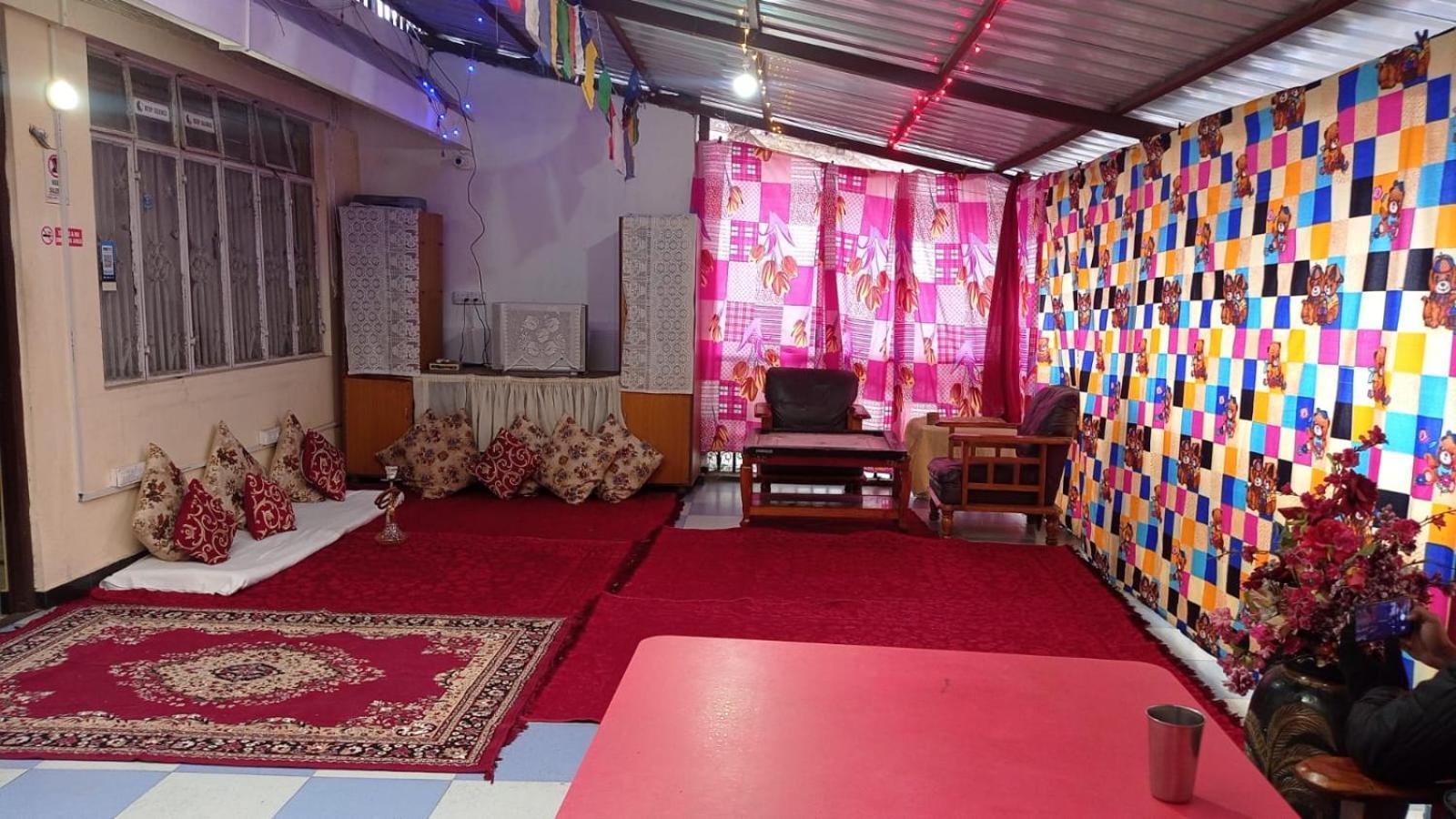 Benus Darjeeling A Backpacker Hub *
