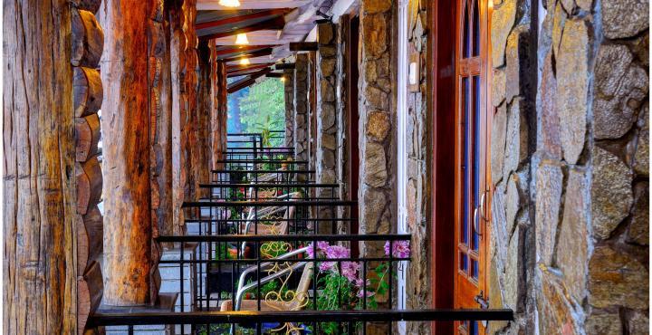 Summit Grace Boutique & Darjeeling (West Bengal)
