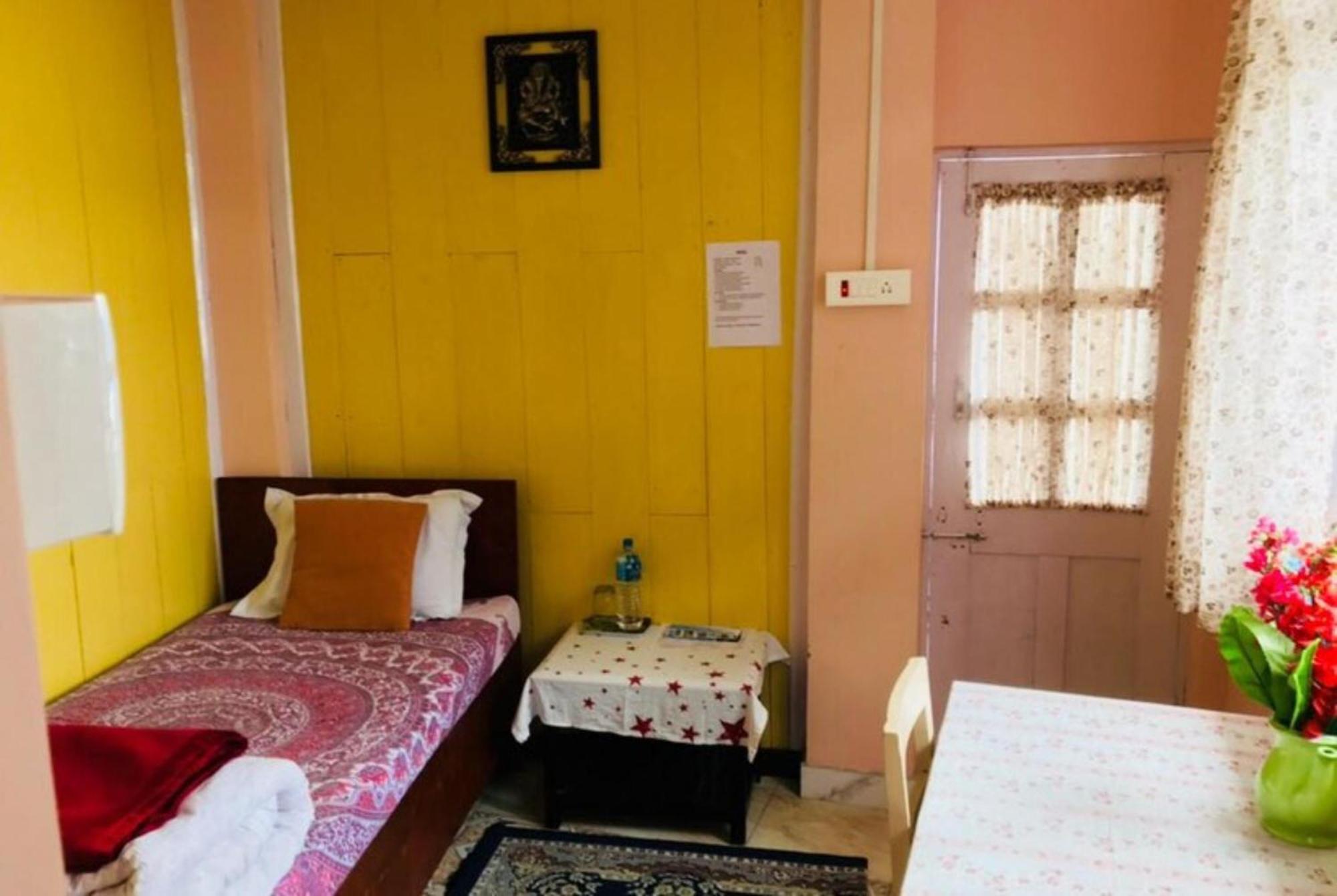 New Smriya Homestay Darjeeling Hotel