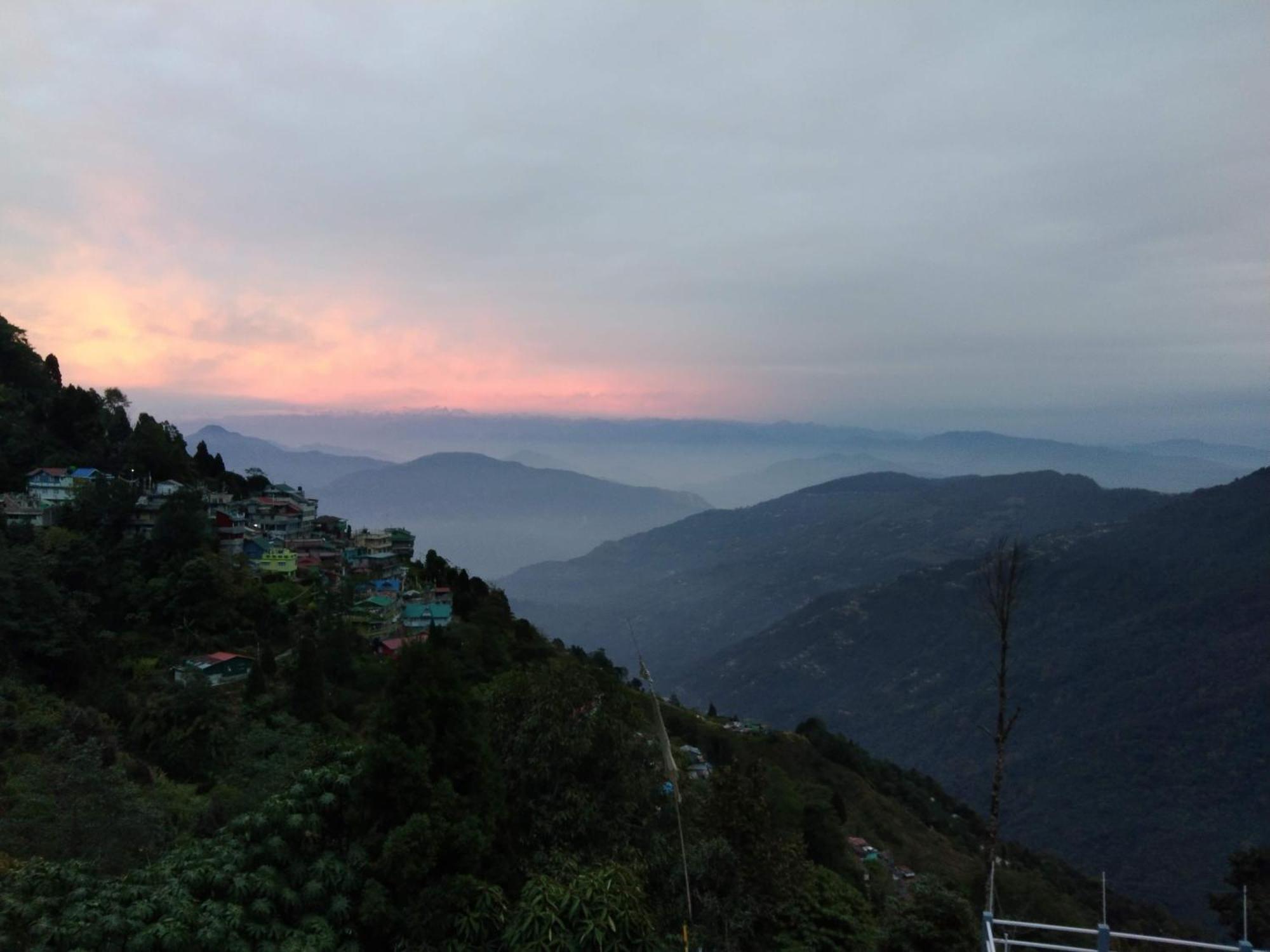 Rap's Den Darjeeling (West Bengal)