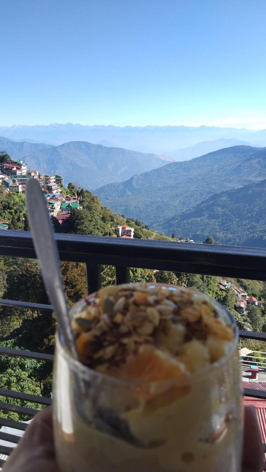 Rap's Den Homestay Darjeeling (West Bengal)