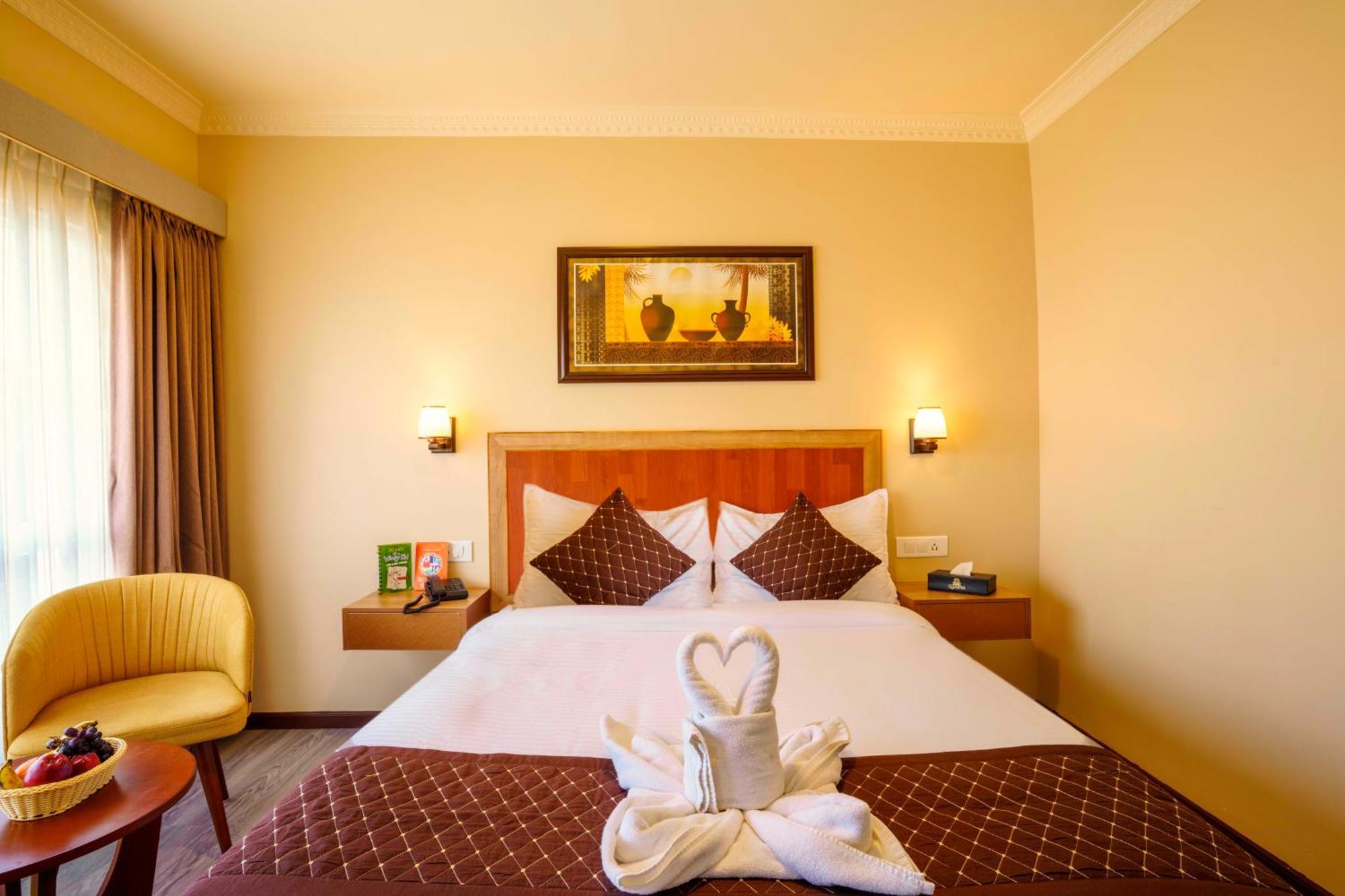Q Saina Mapham Hotel 3*