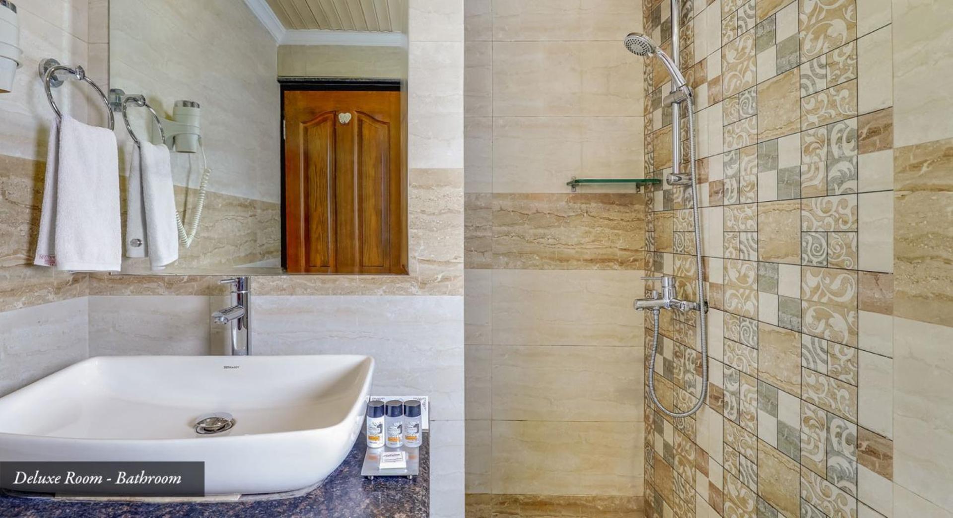 Hotel Summit Hermon & 3*