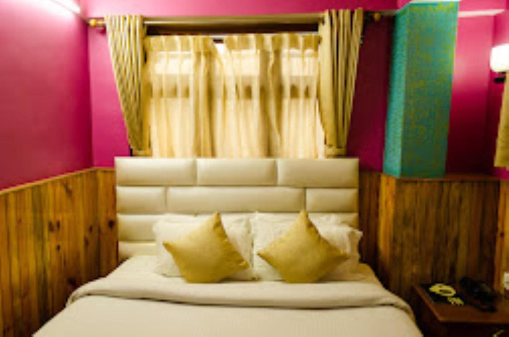 Mount Royale Darjeeling Hotel