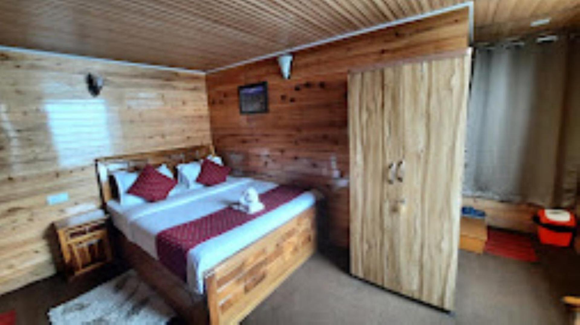 Hotel View Point Residency , Darjeeling 2*