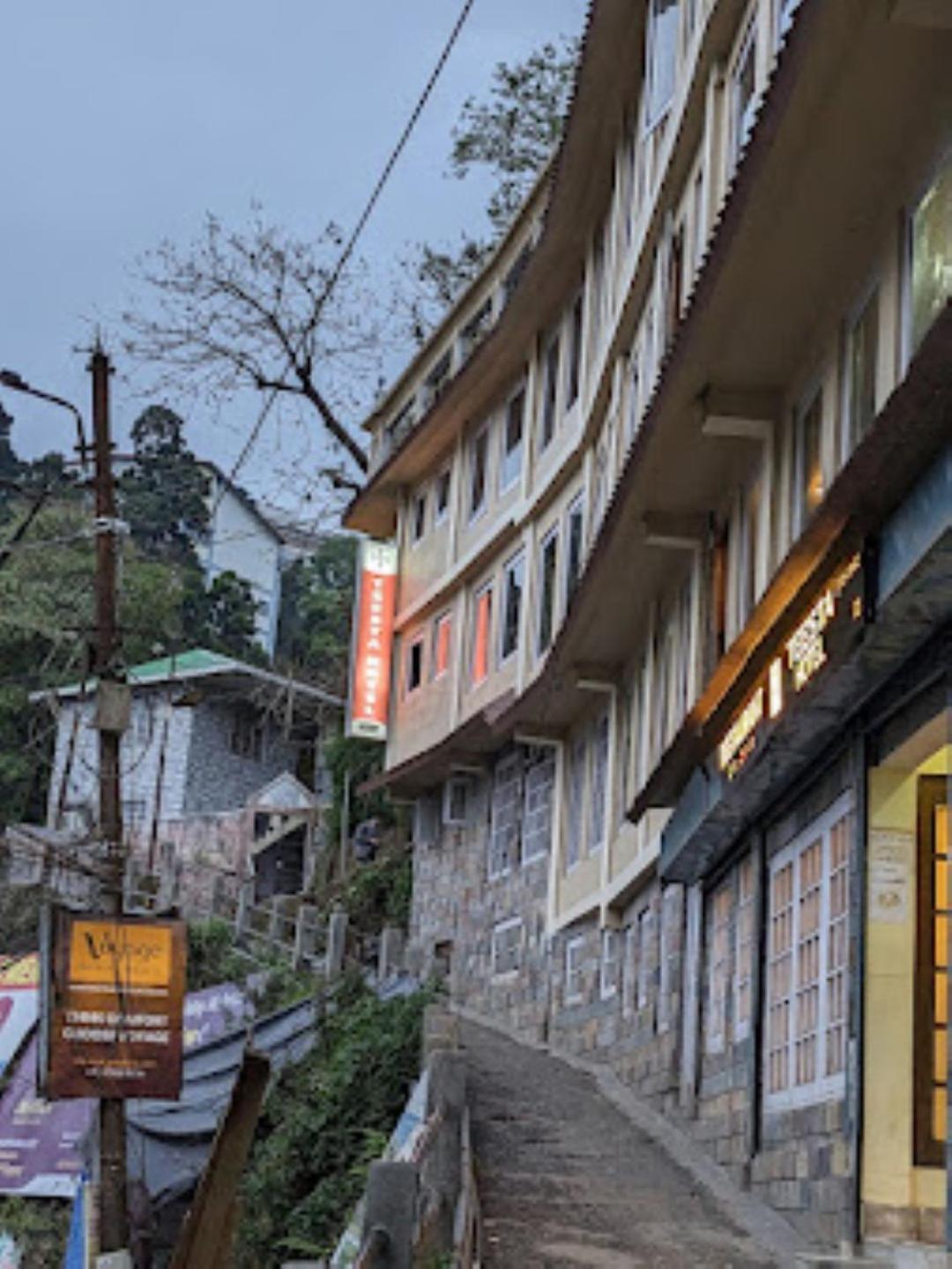 Teesta , Darjeeling 2*