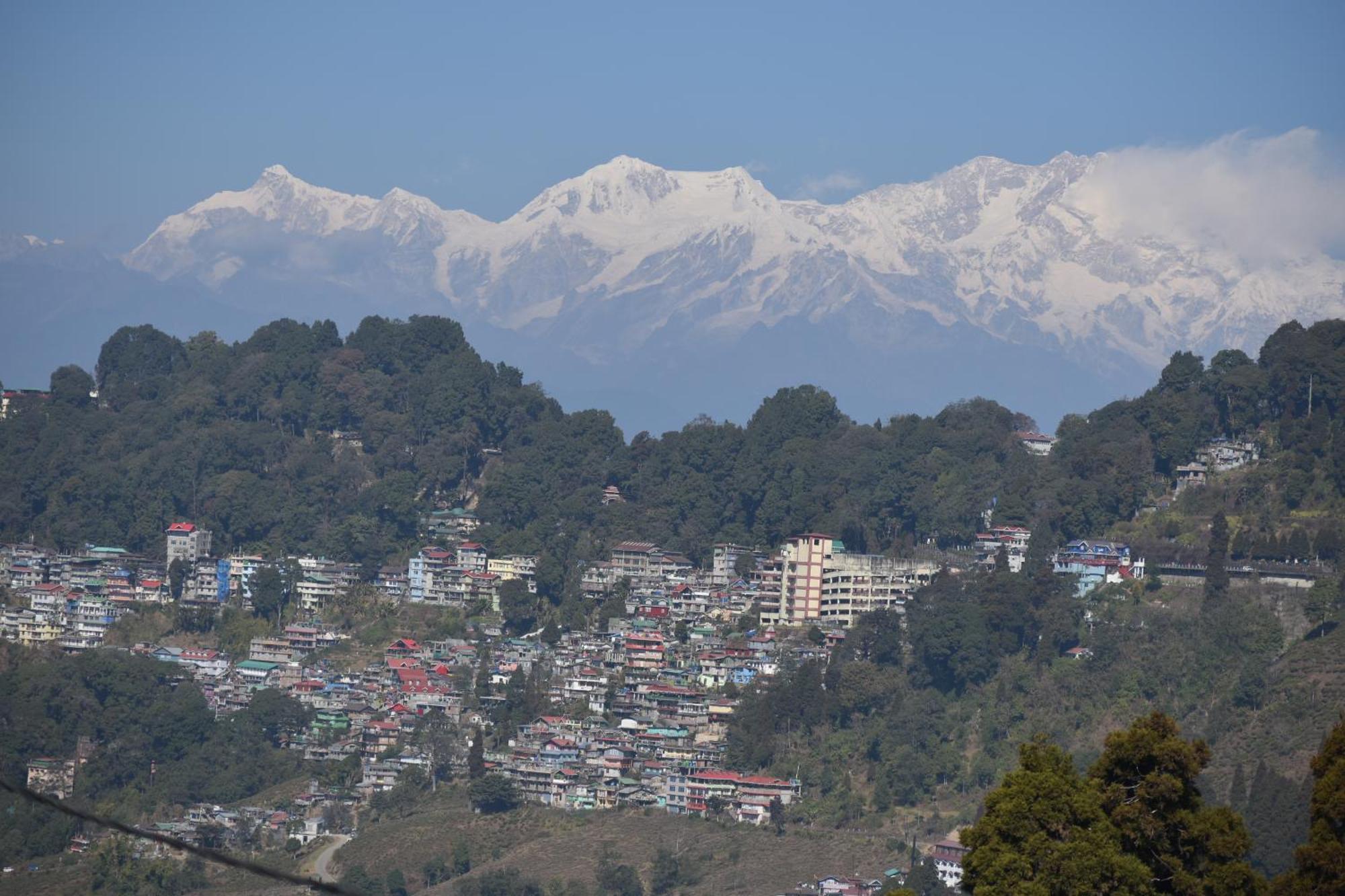 Family Darjeeling