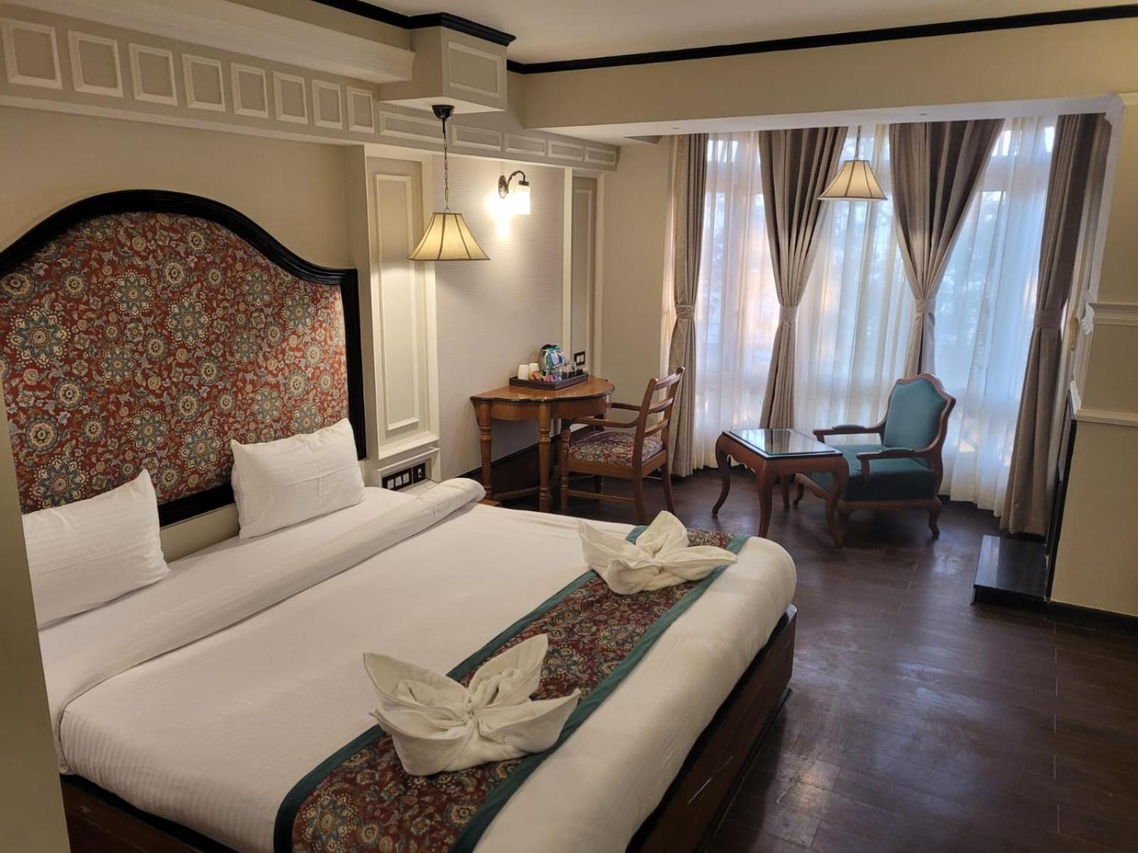 Orsino Mall Road Hotel