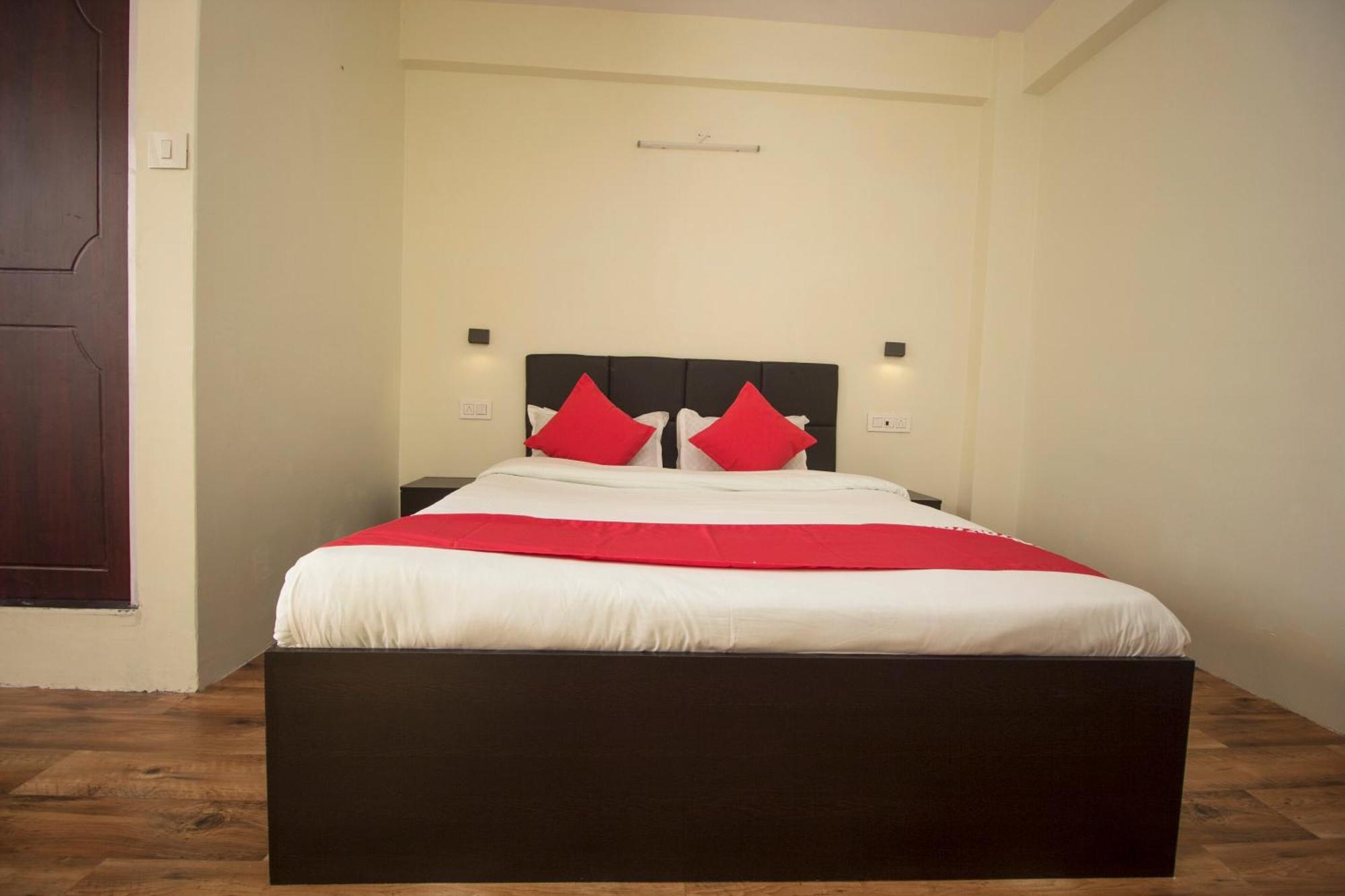 Hotel Super Oyo Collection O The Loop Darjeeling (West Bengal)