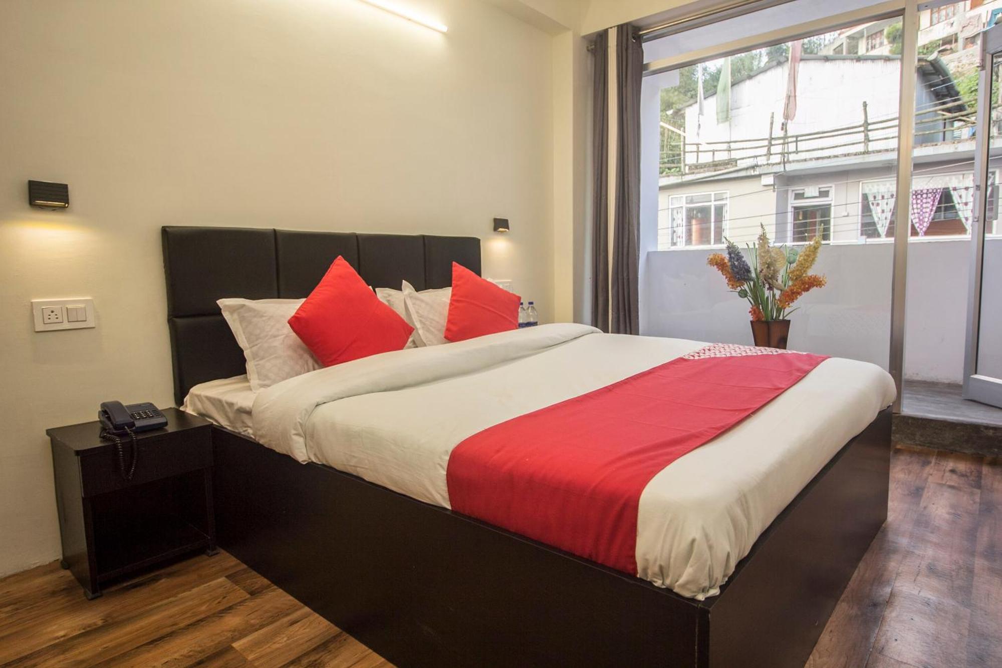 Hotel Super Oyo Collection O The Loop Darjeeling (West Bengal)