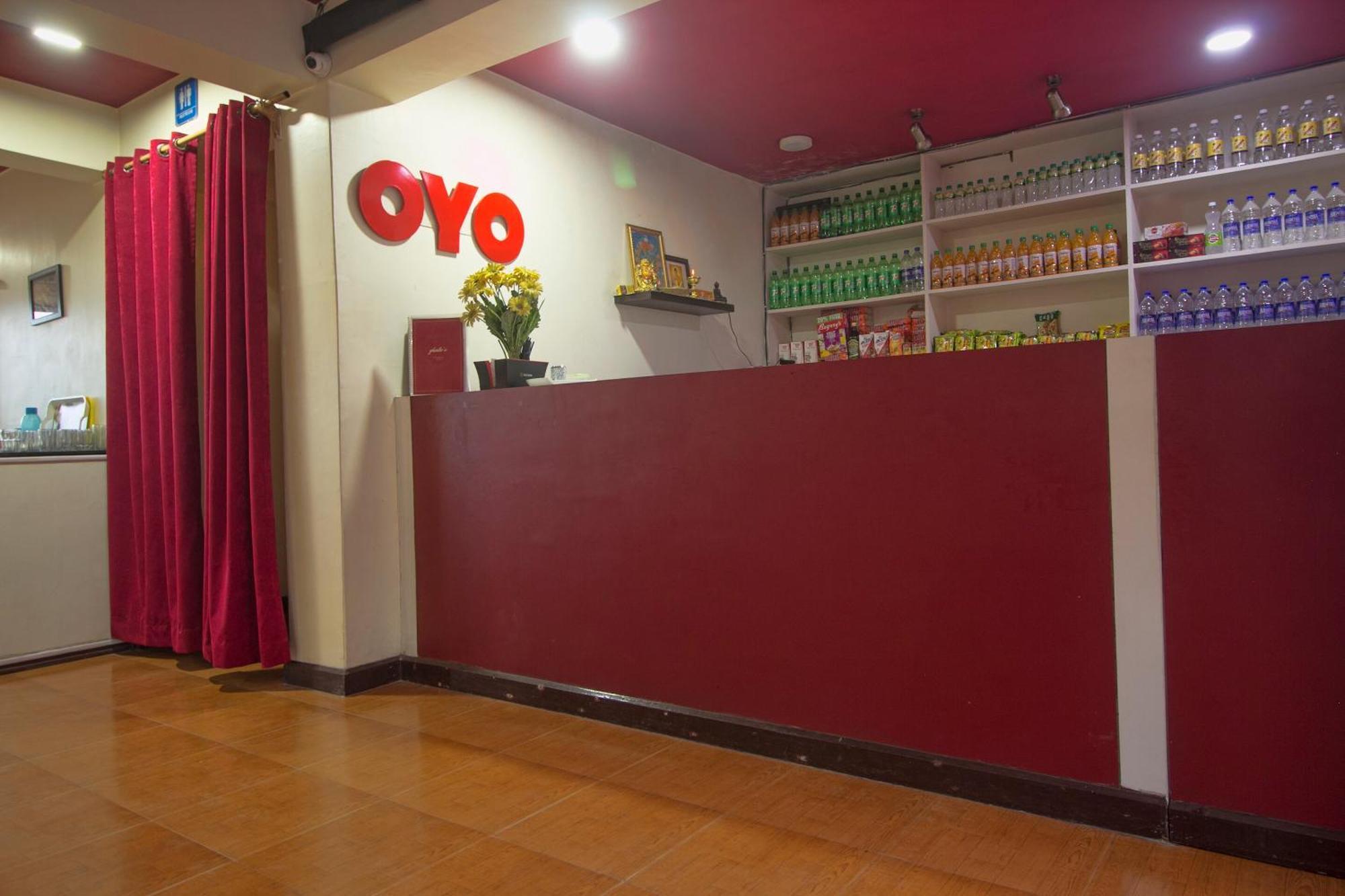 Super Oyo Collection O The Loop 3*