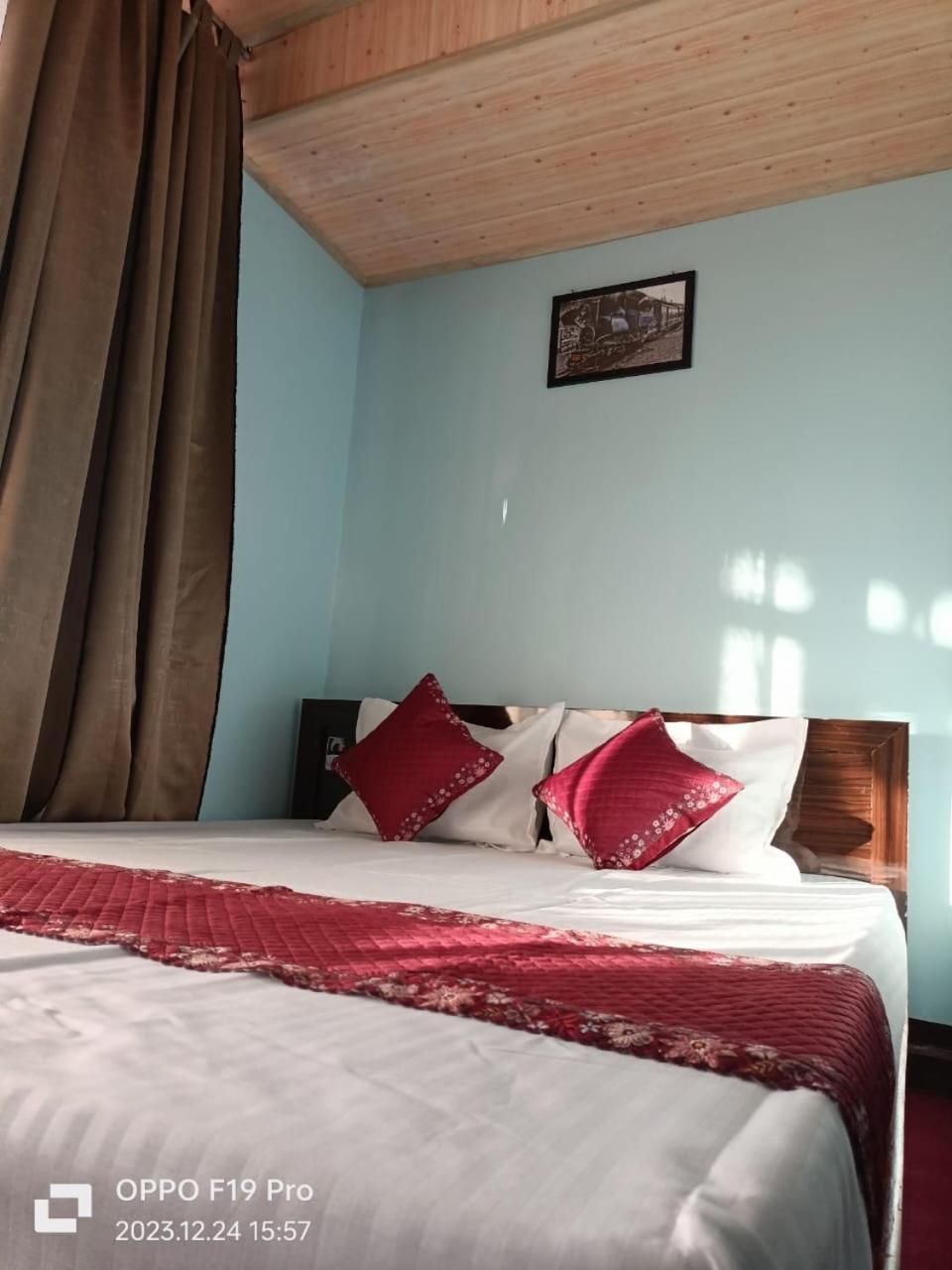 Yangdupmetok Homestay *
