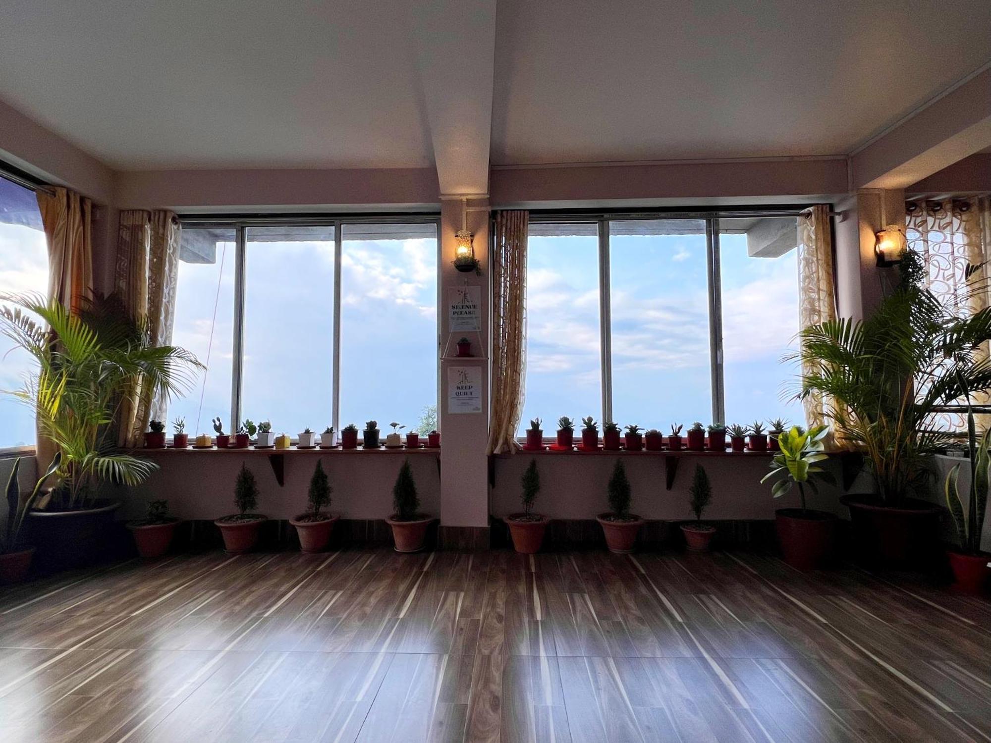 Homestay Darjeeling Heights - A Boutique Mountain View *