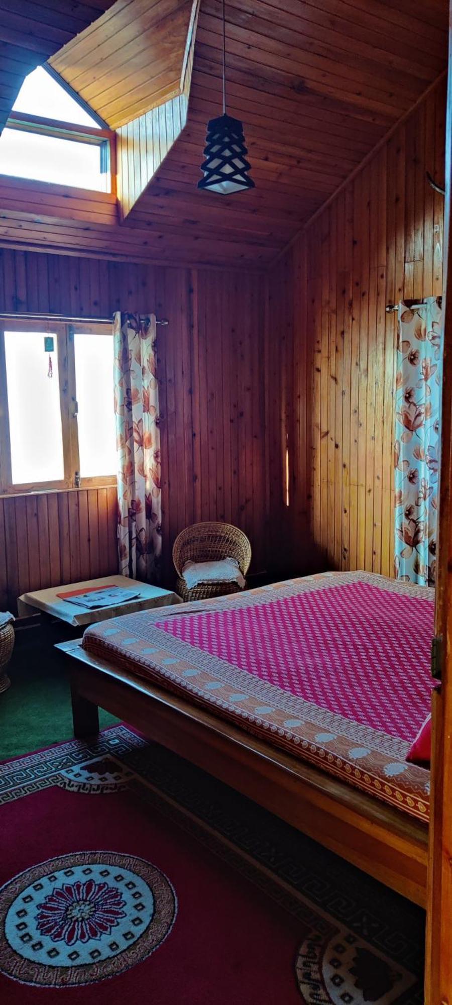 Swapna Homestay *
