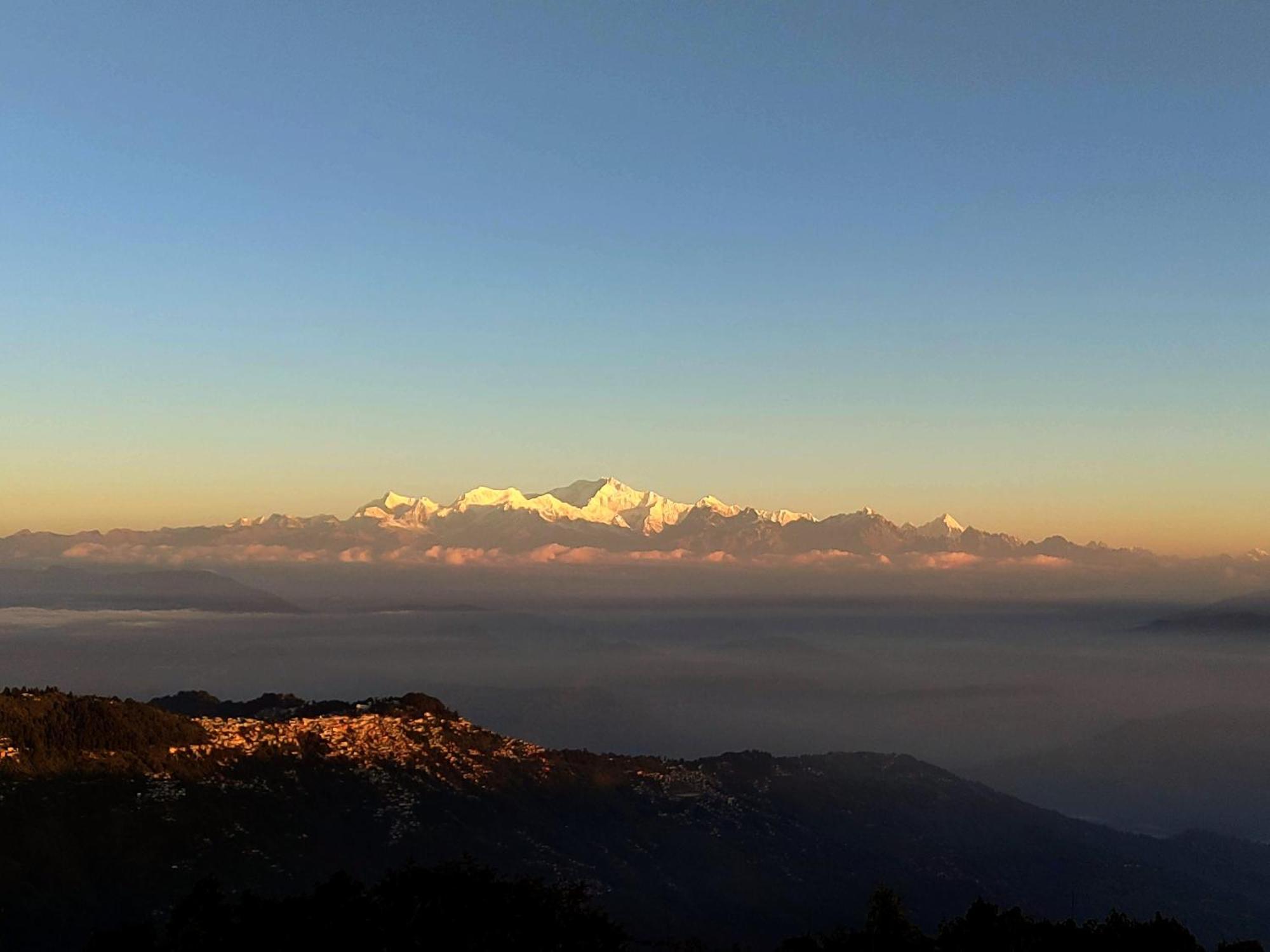 Hostel Hidden Monkey Backpackers, Railway Station, Darjeeling