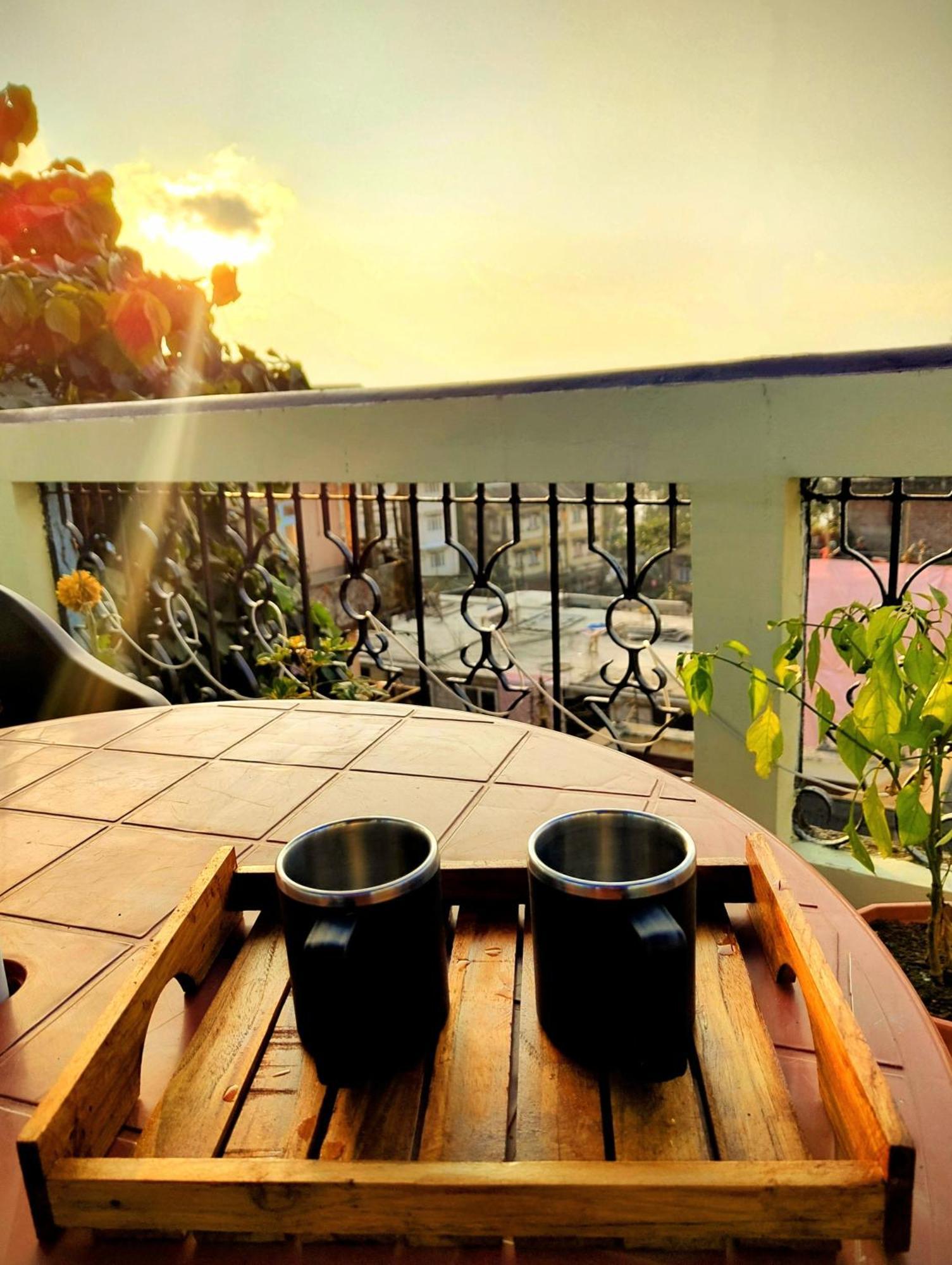 Hidden Monkey Backpackers, Railway Station, Darjeeling Hostel