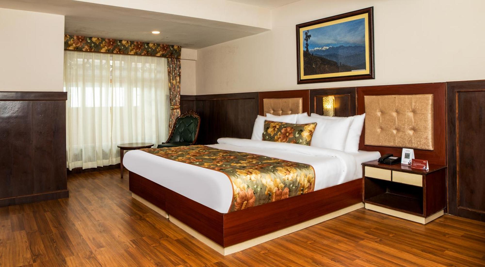 Summit Oakden & Mall Road Darjeeling (West Bengal)