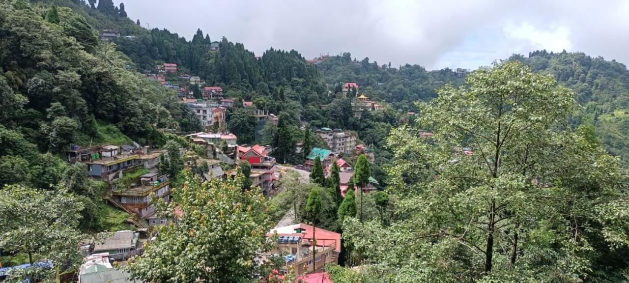 Tharbaling * Darjeeling (West Bengal)