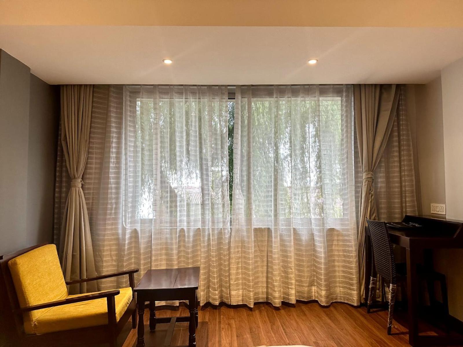 Olive By Tej And 3*