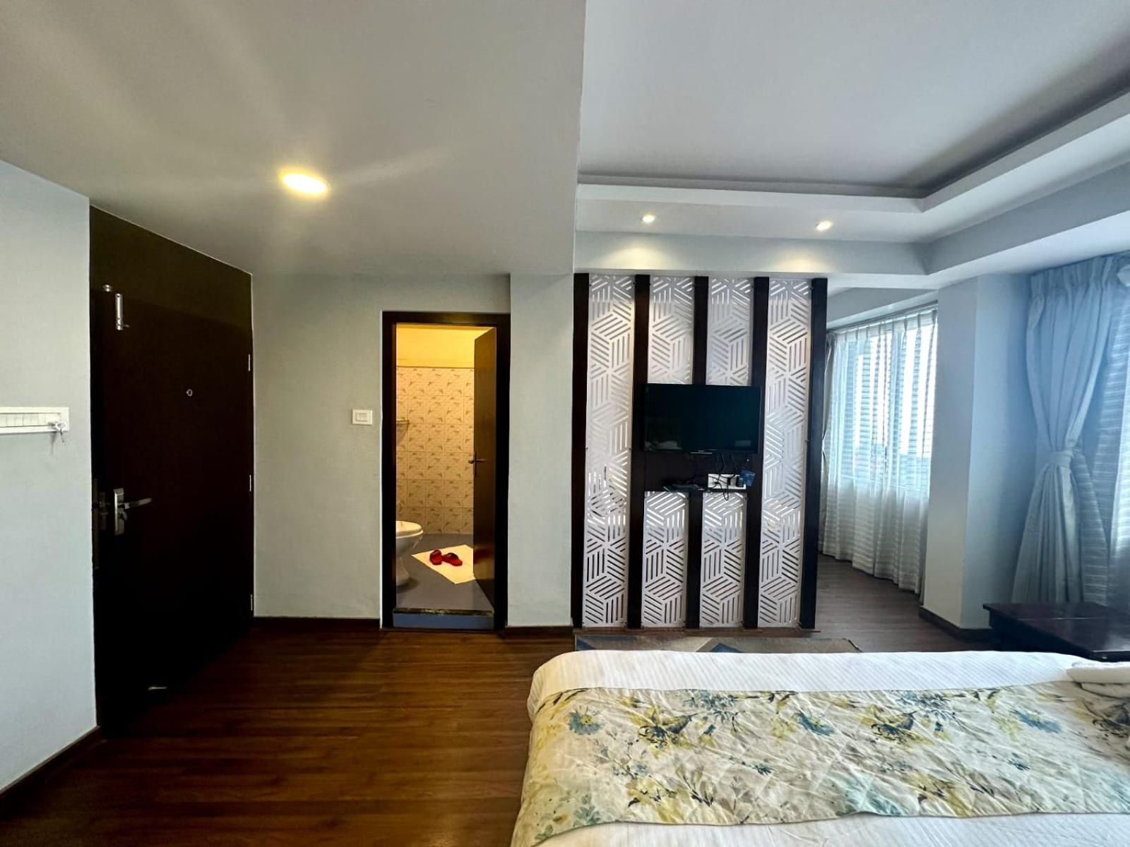 Olive By Tej And Hotel 3*