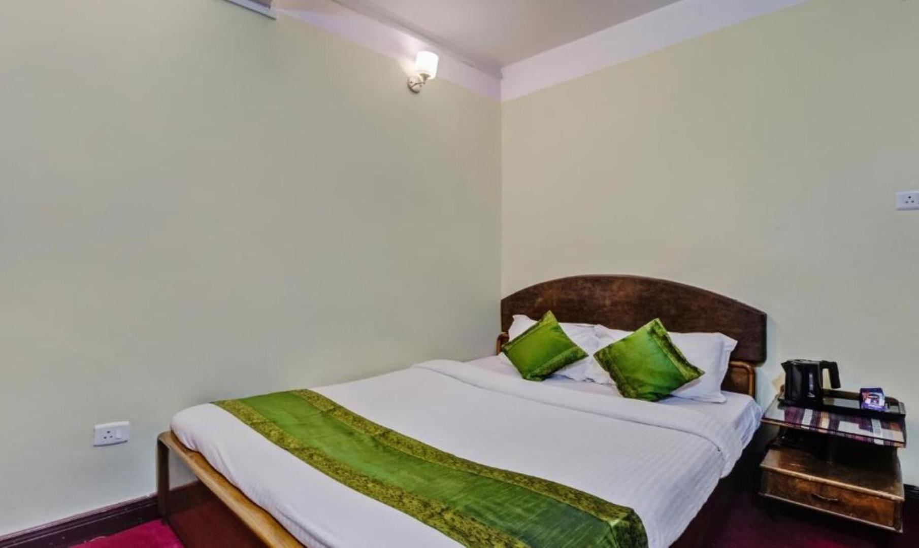 Dekeling Hotel