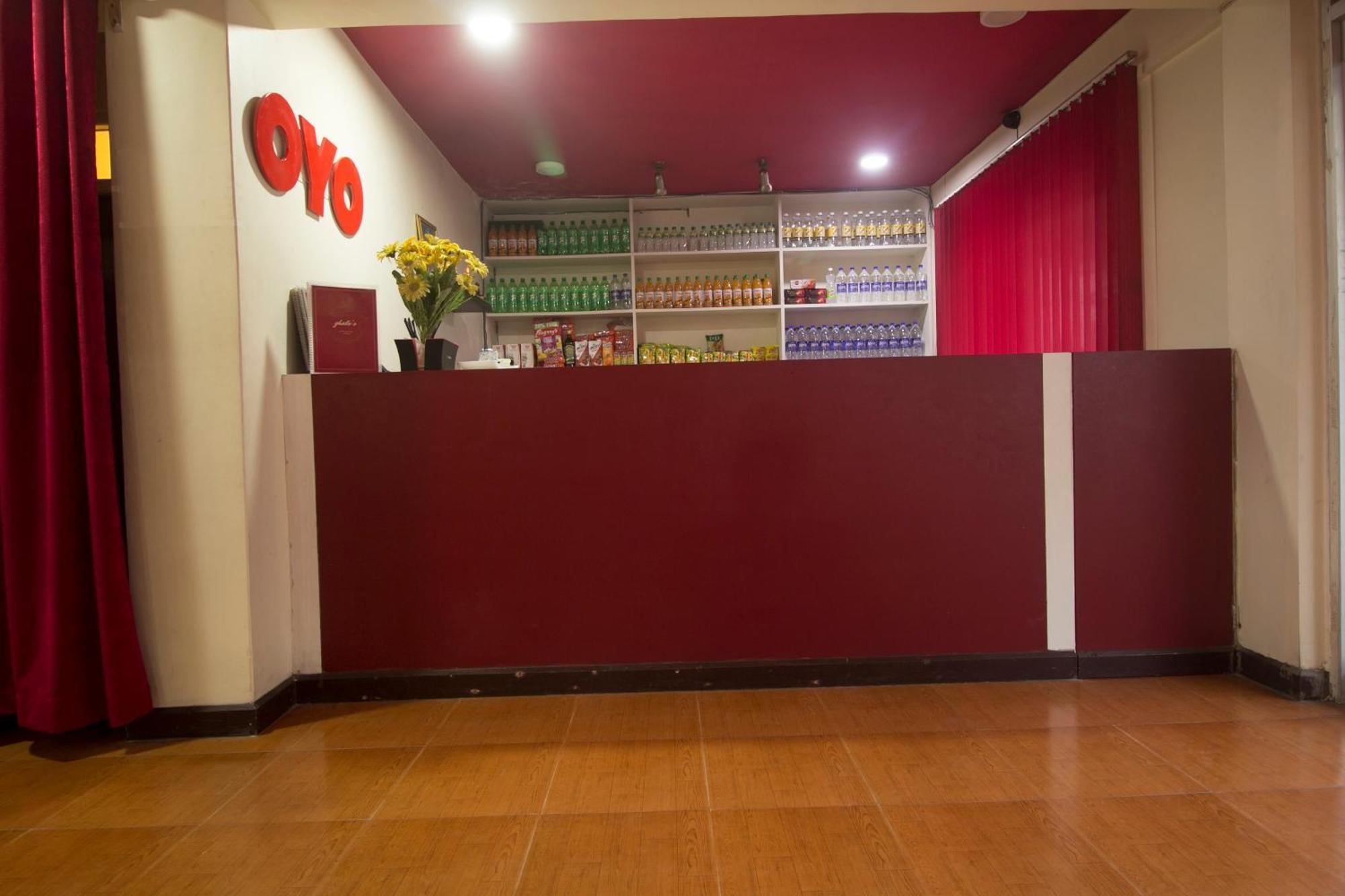 Hotel Super Oyo Collection O The Loop 3*