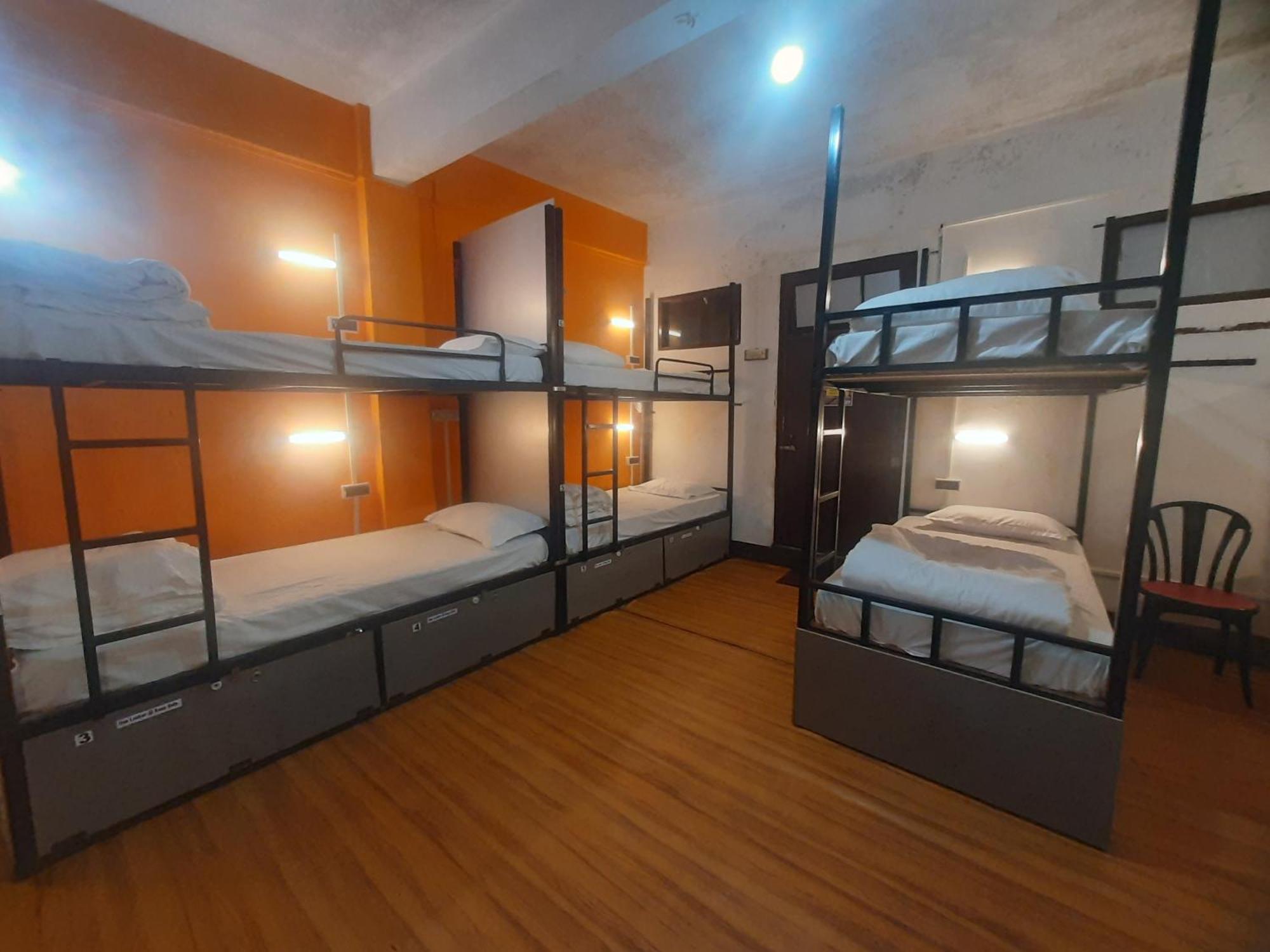 Hostel Bubble Beds Darjeeling (West Bengal)