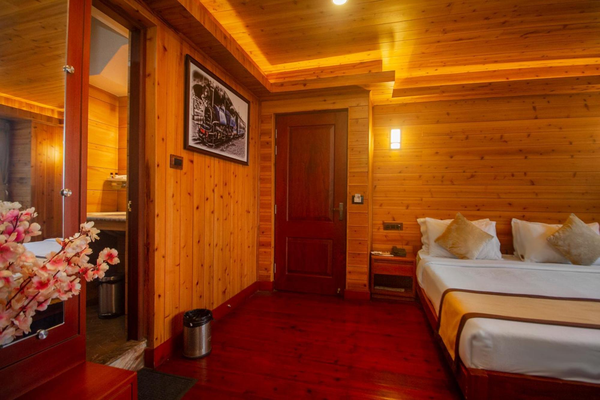 Hotel Nrs Norling Retreat Darjeeling (West Bengal)