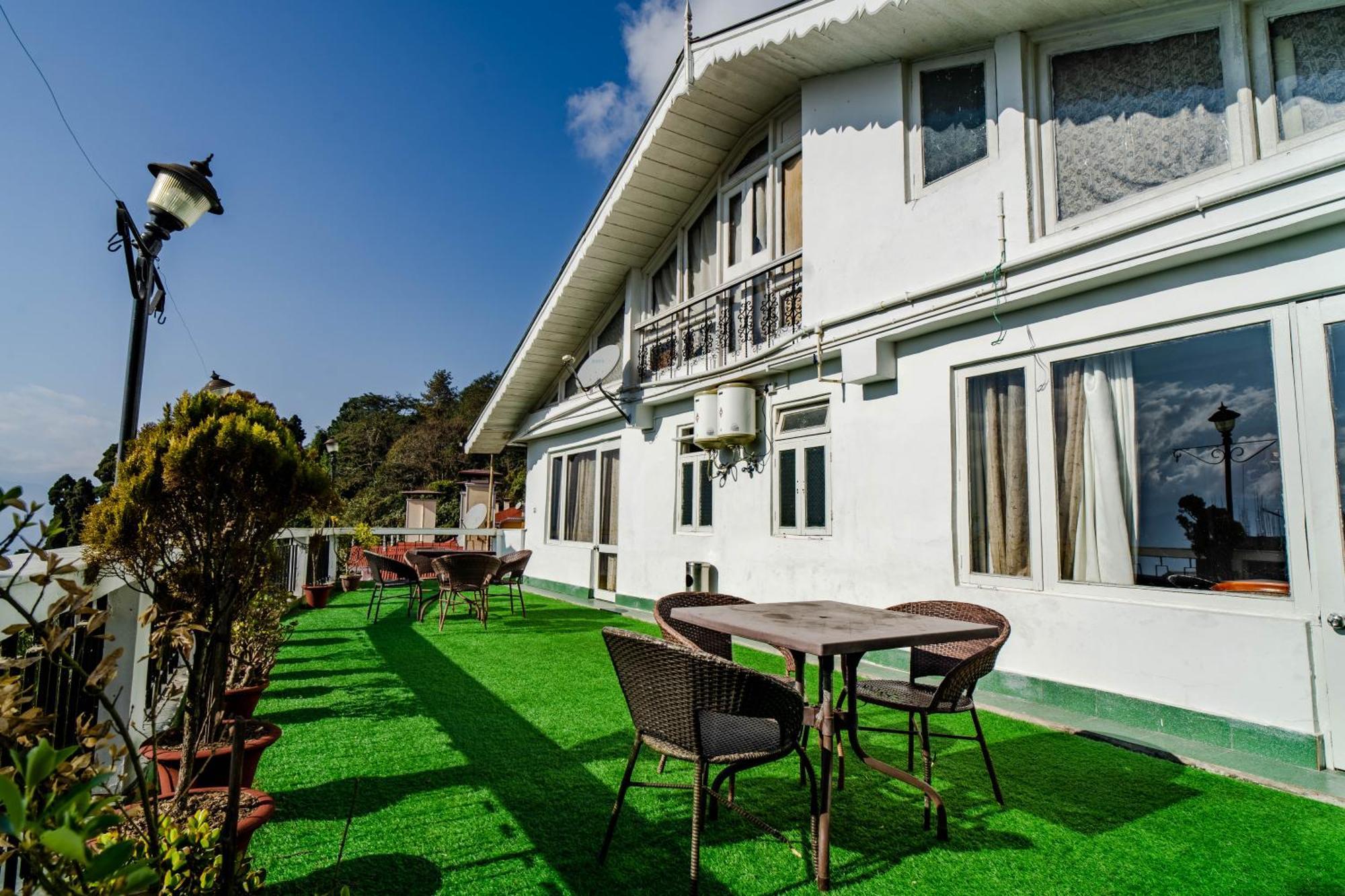 Hotel Little Tibet Mall Road 3*