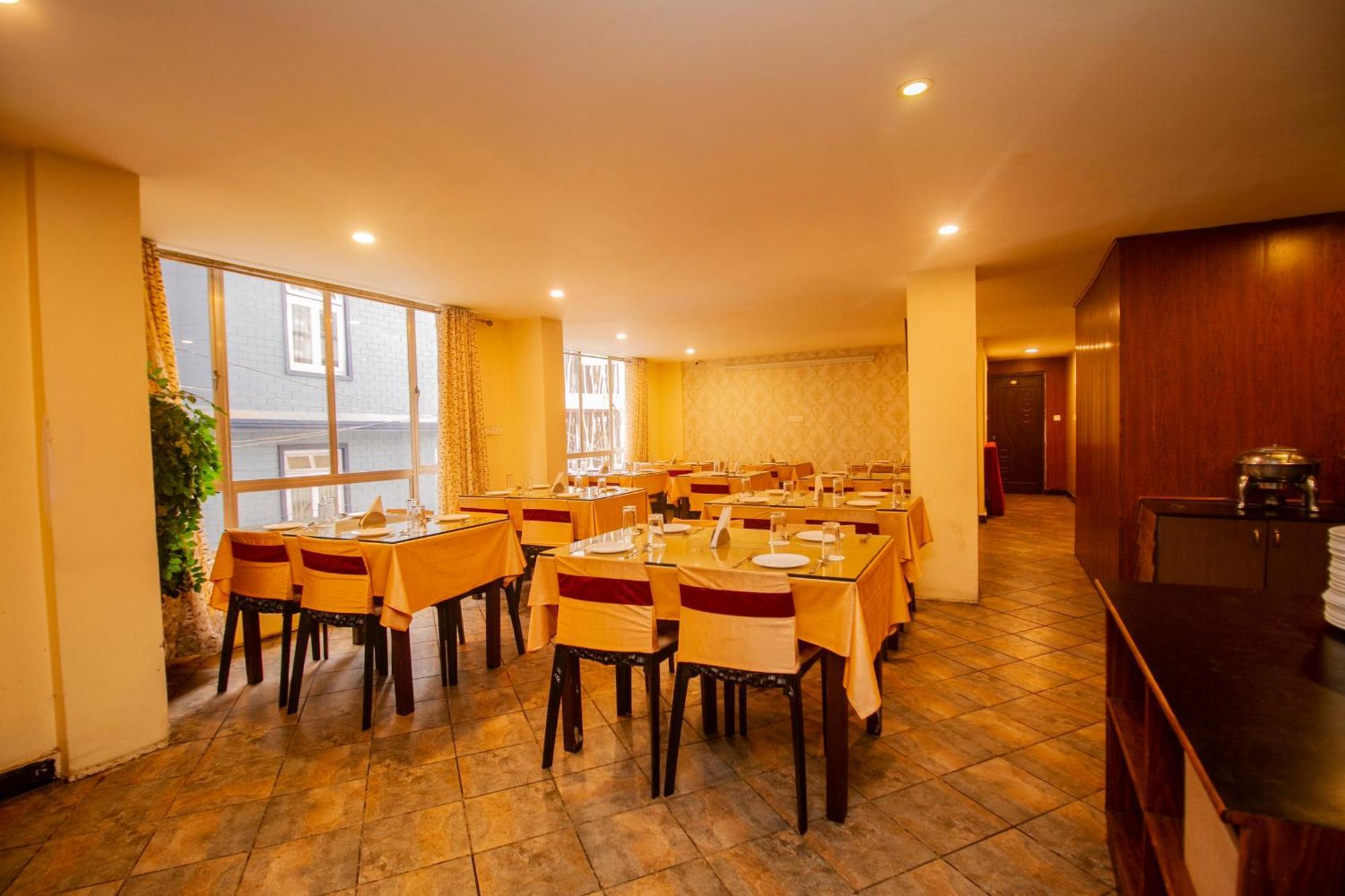 Himalayan Retreat Hotel Darjeeling (West Bengal)
