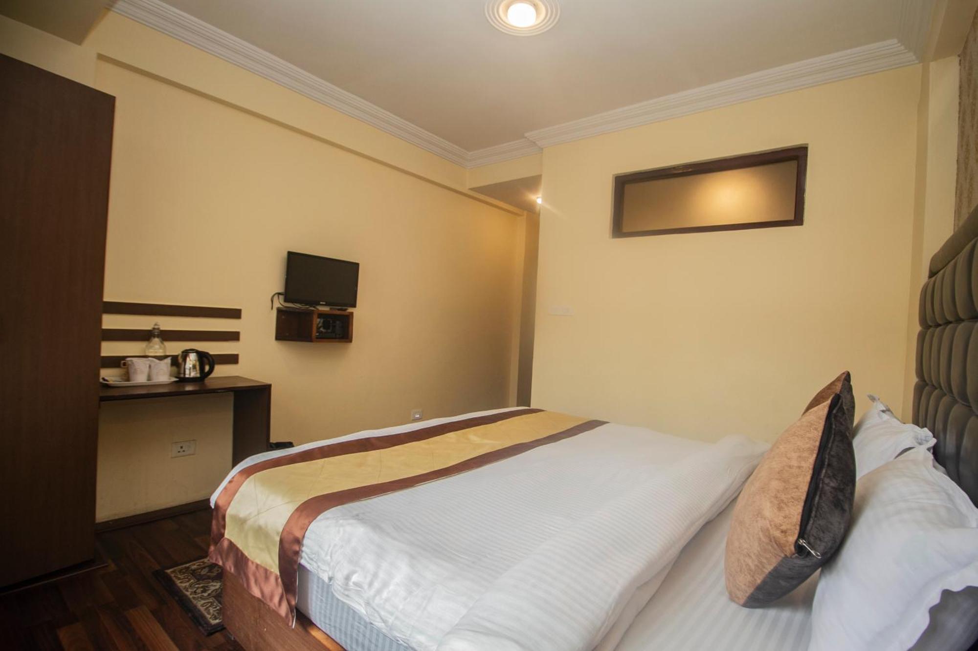 Himalayan Retreat Hotel