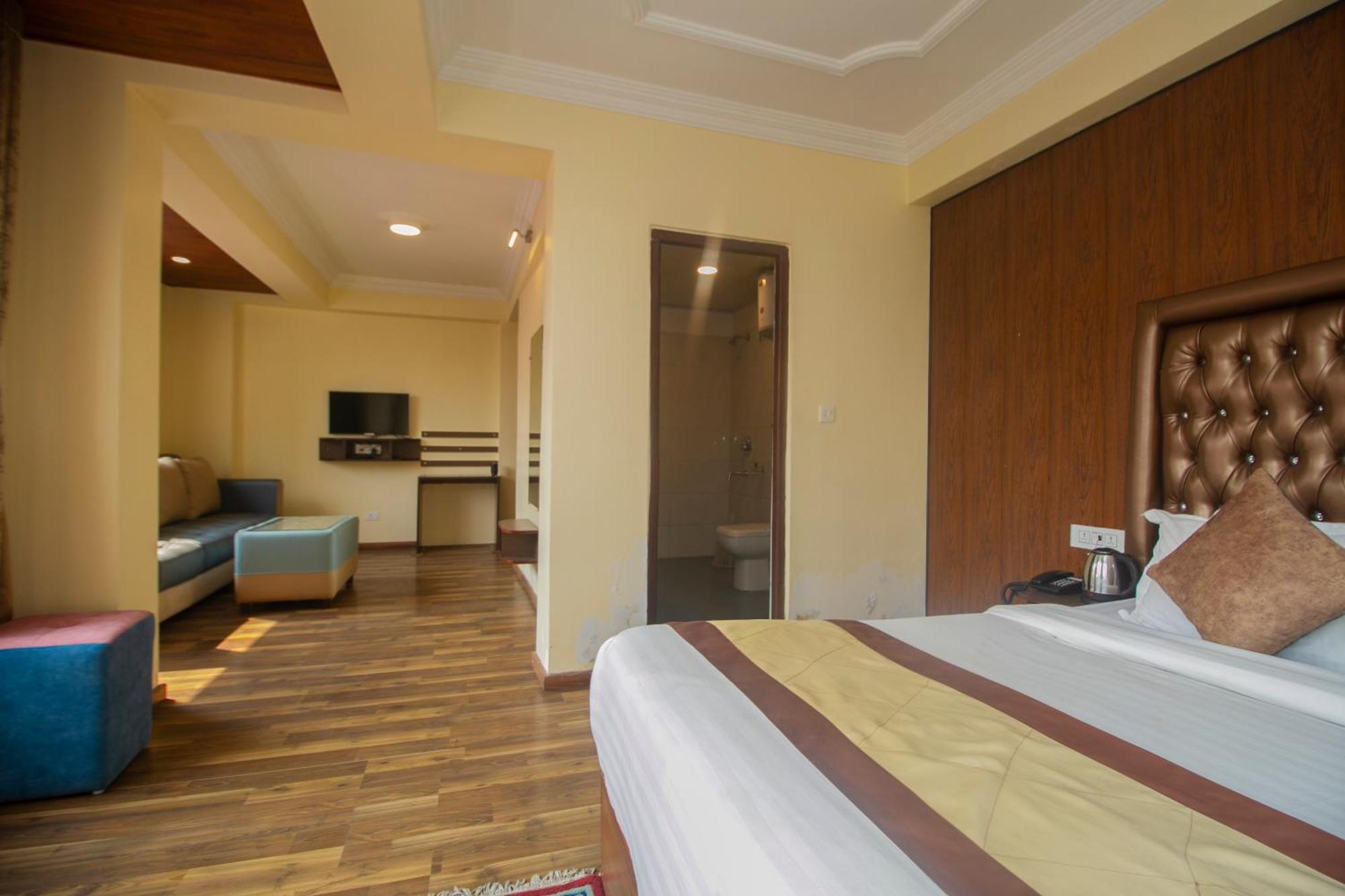 Himalayan Retreat Hotel 3*