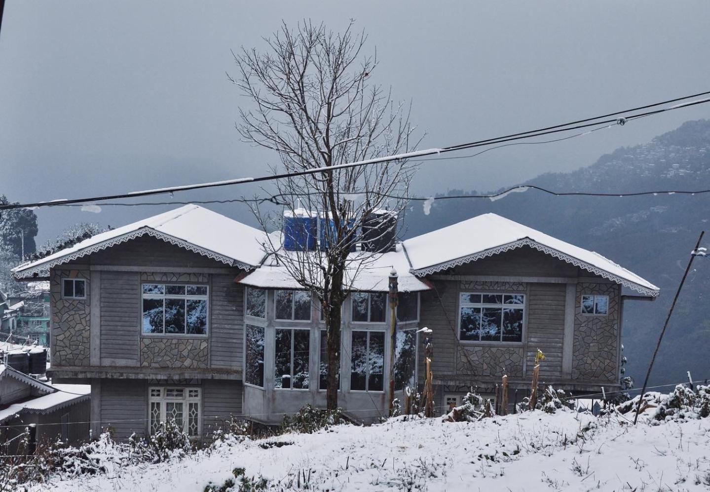 Syangden Villa, Nagbeli * Darjeeling (West Bengal)