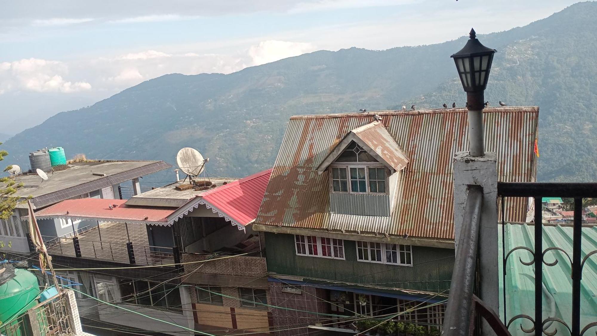 Benus Darjeeling A Backpacker Hub