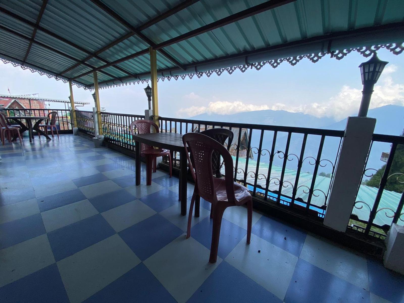 Benus Darjeeling A Backpacker Hub