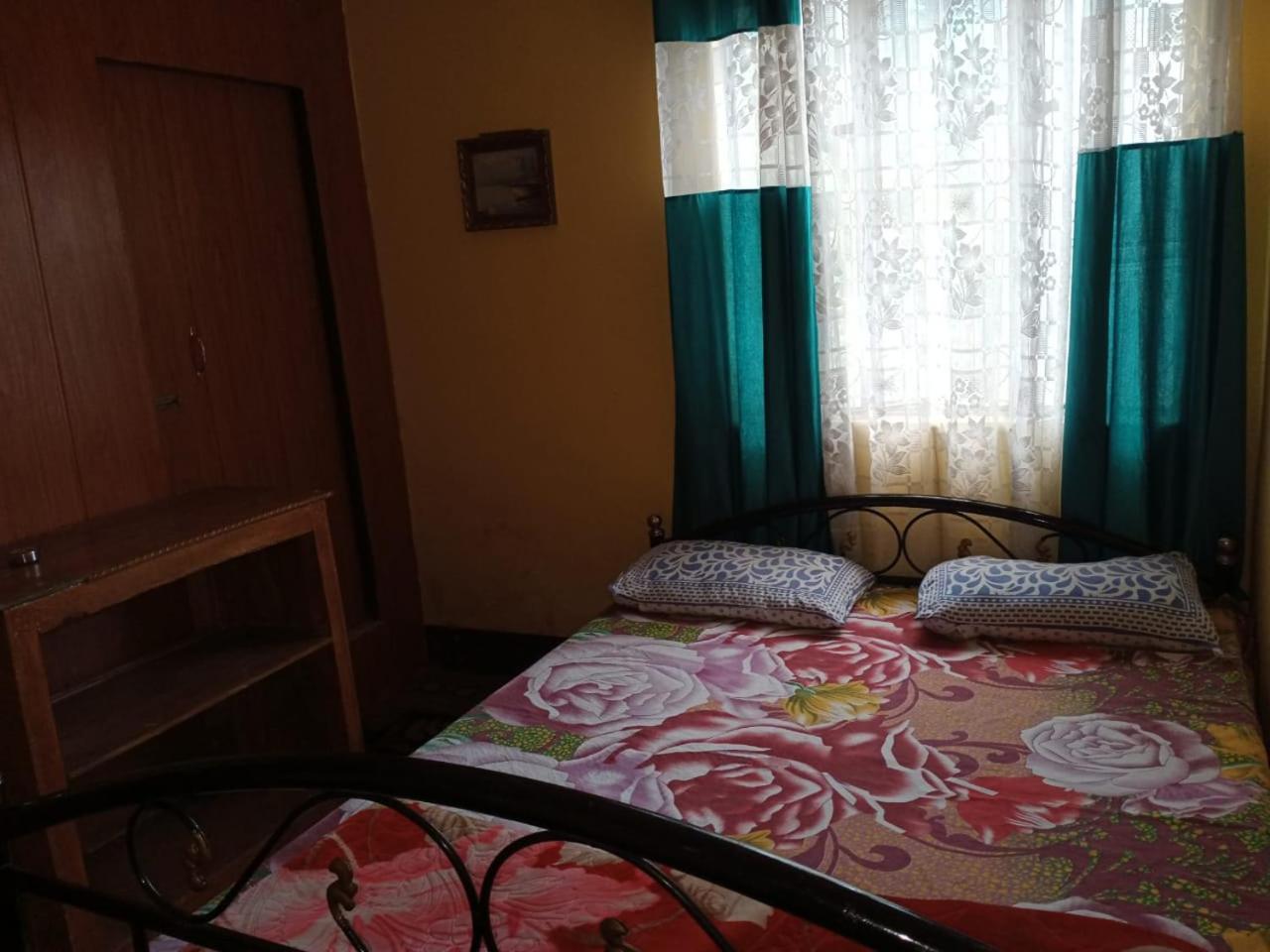 Benus Darjeeling A Backpacker Hub * Darjeeling (West Bengal)