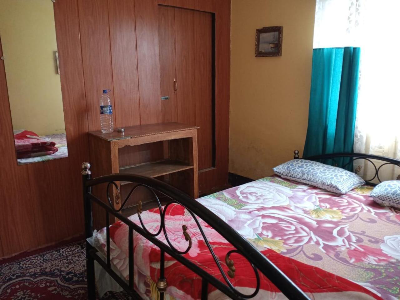Benus Darjeeling A Backpacker Hub *
