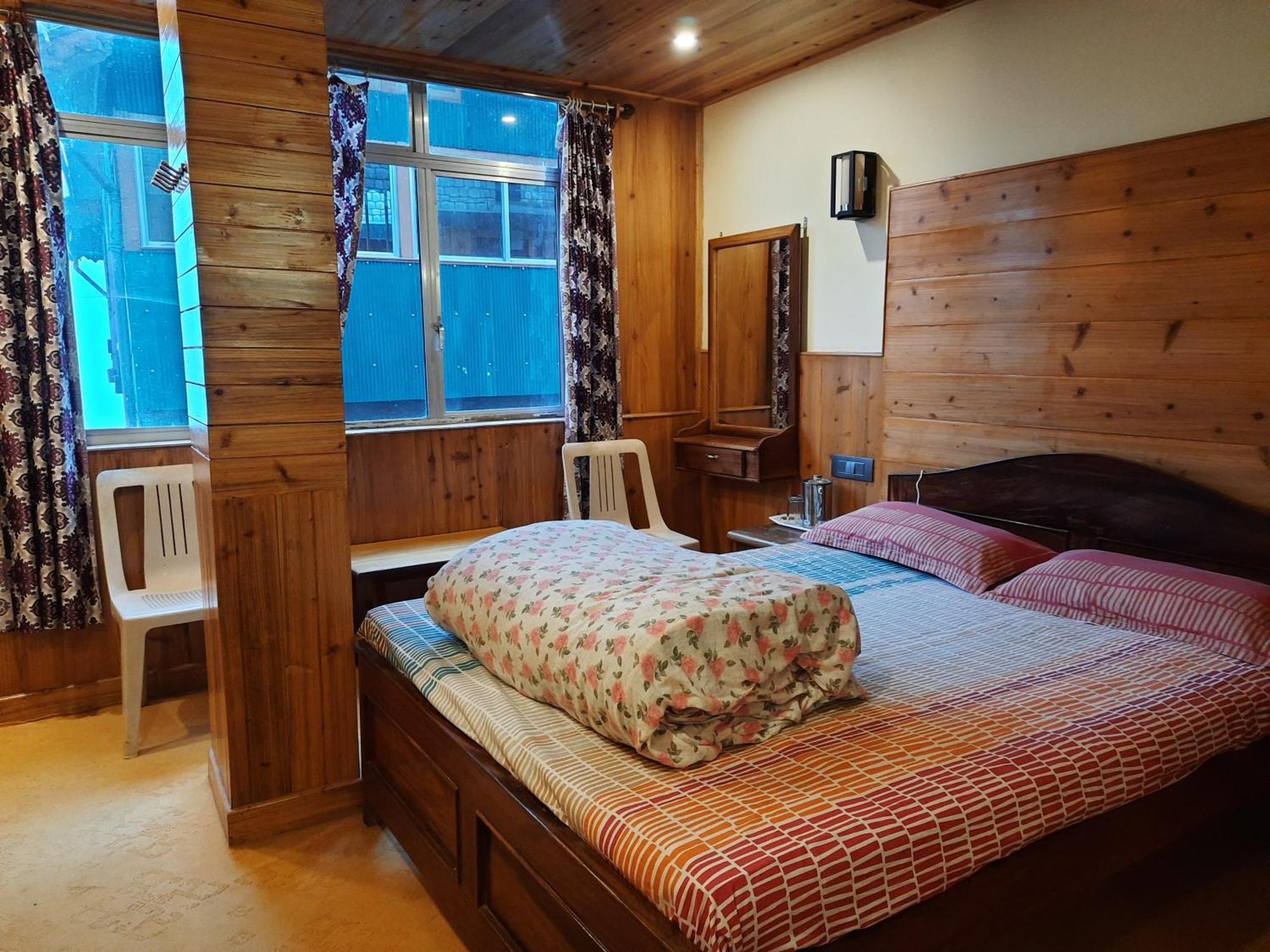 Hotel Golden Orchid