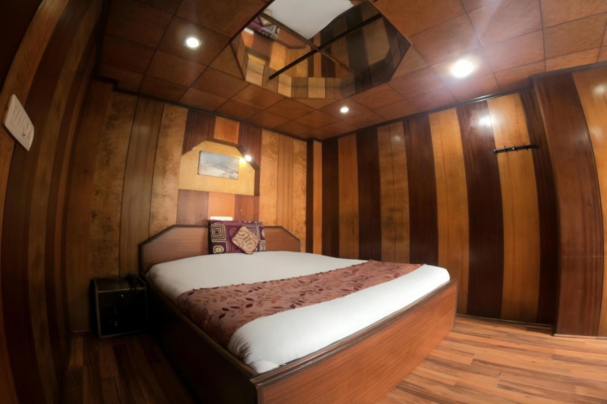 Goroomgo Broadway Anexy Darjeeling Near Mall Road - Best Service Awarded Hotel Darjeeling (West Bengal)