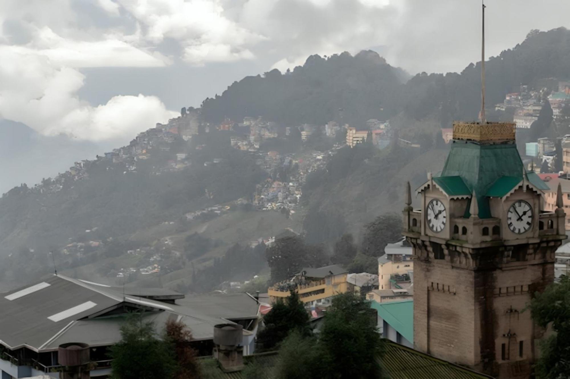 Goroomgo Broadway Anexy Darjeeling Near Mall Road - Best Service Awarded 3* Darjeeling (West Bengal)