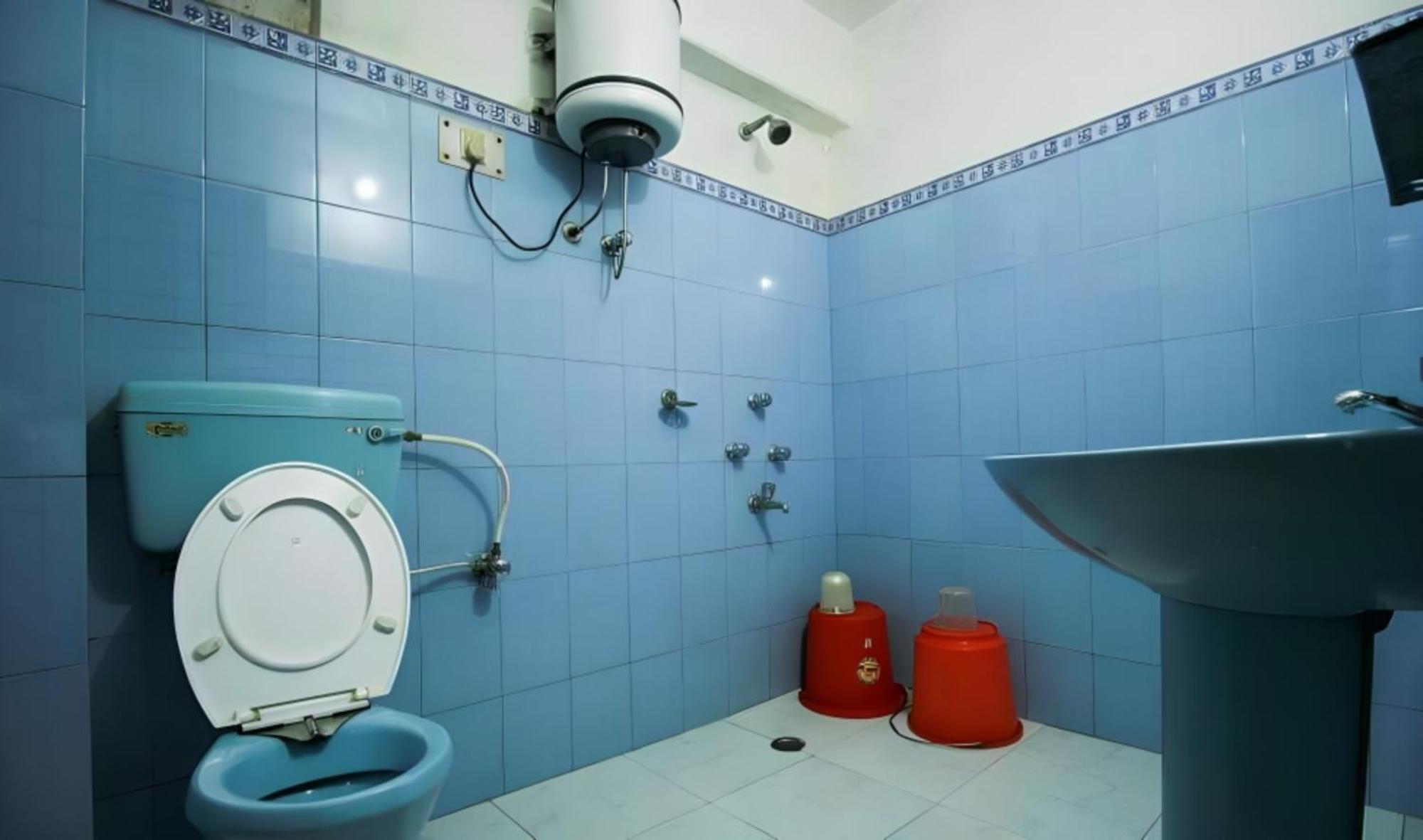 Hotel Goroomgo Broadway Mall Road Darjeeling - Best In Darjeeling