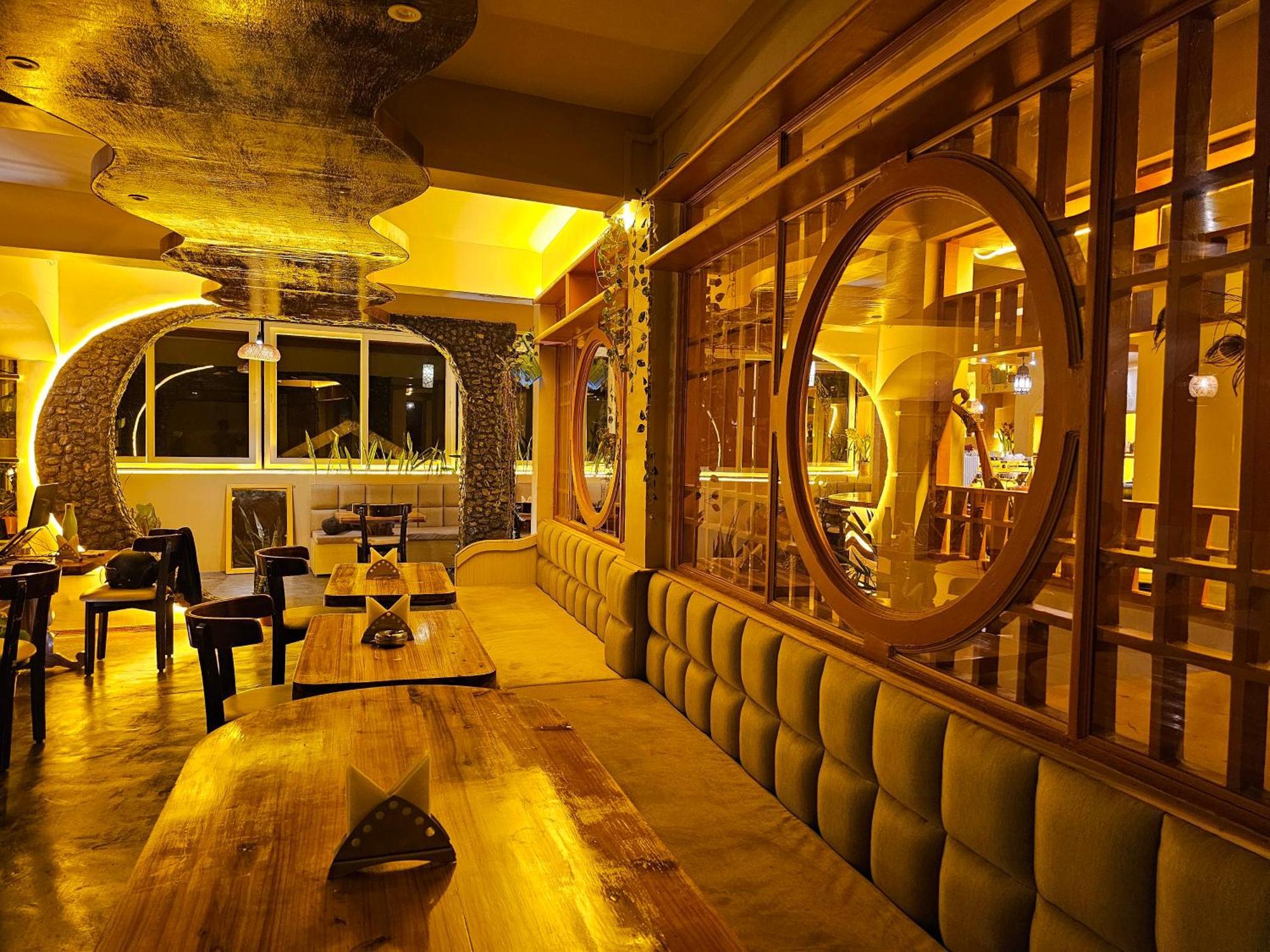 Golden Orchid Hotel 5*
