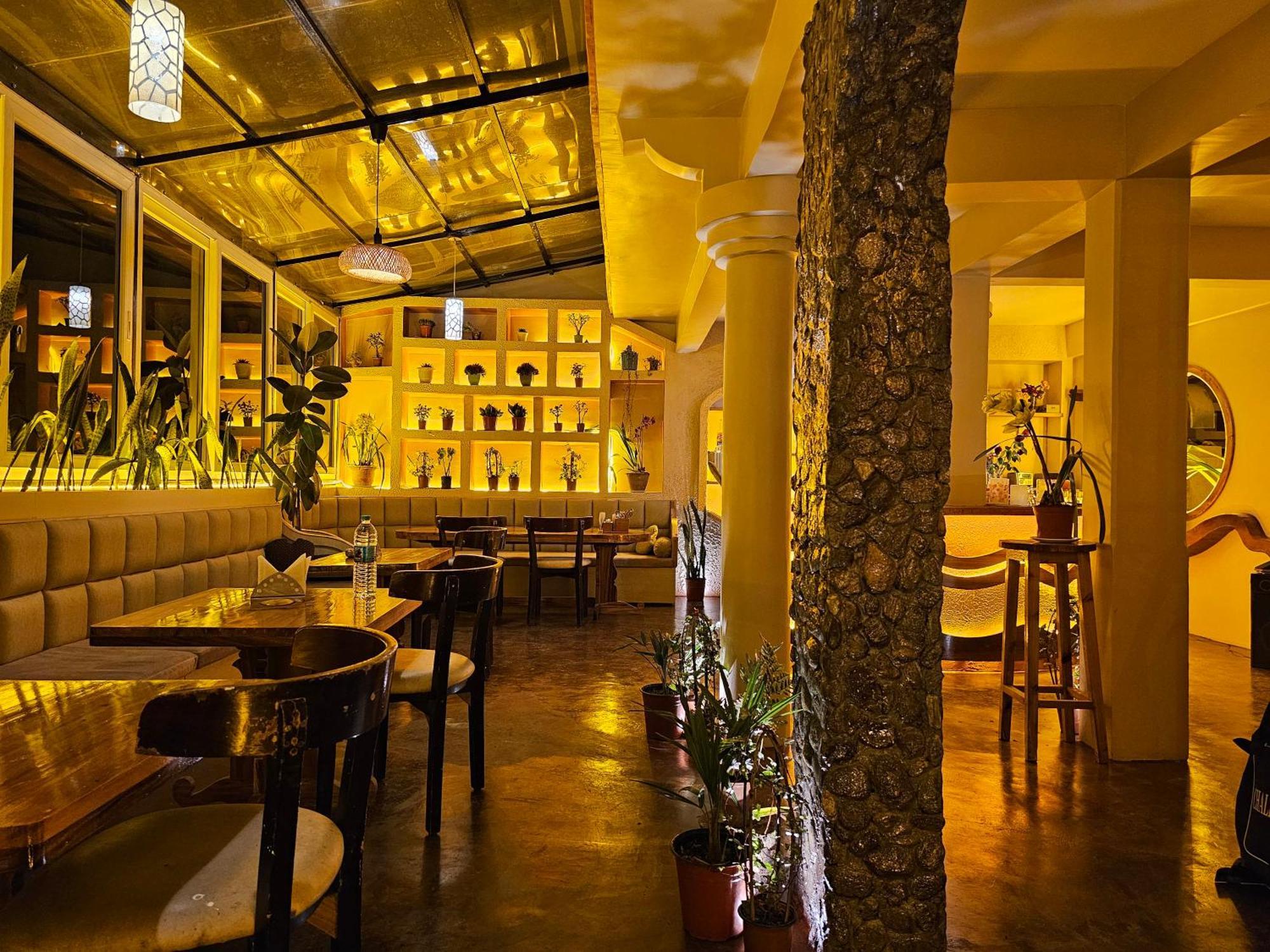 Hotel Golden Orchid