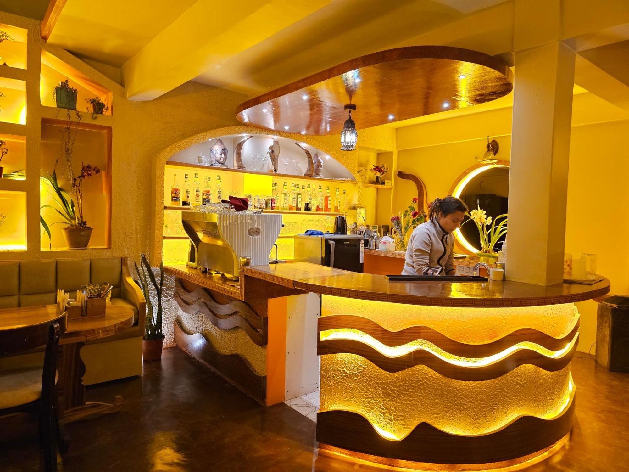 Hotel Golden Orchid Darjeeling (West Bengal)